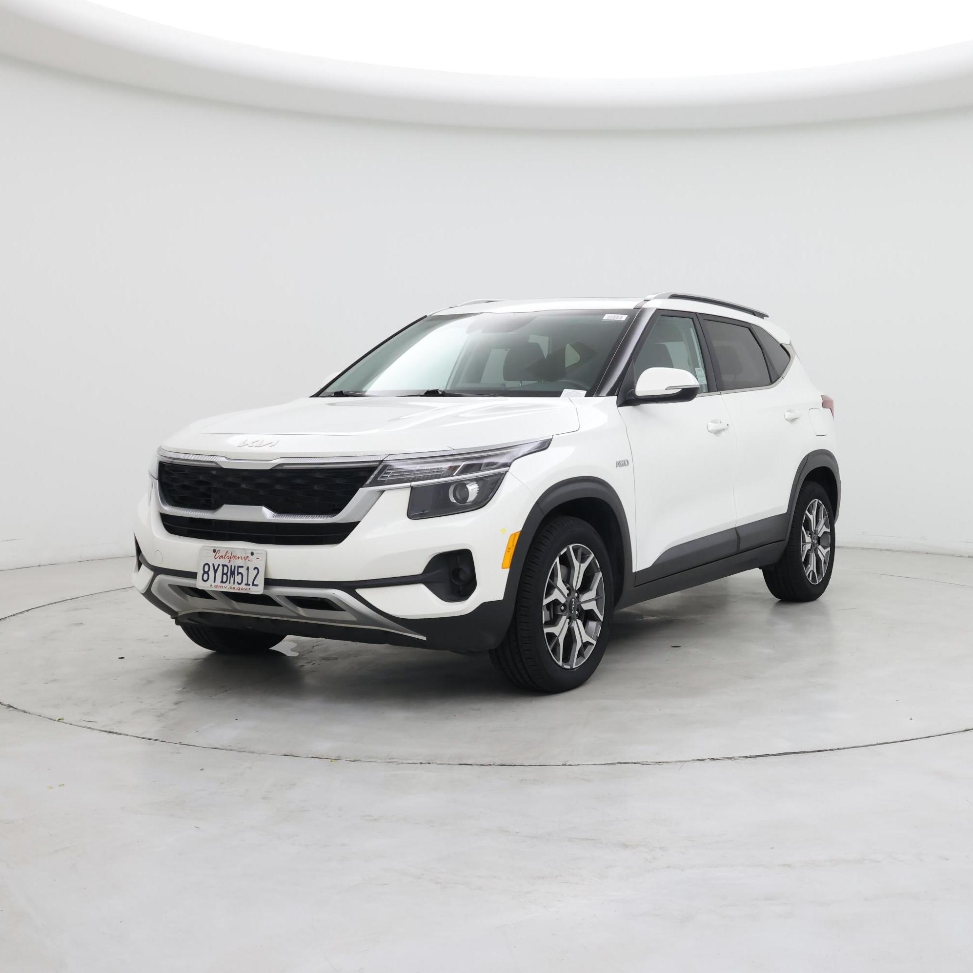 Thumbnail: 2022 Kia Seltos - 4
