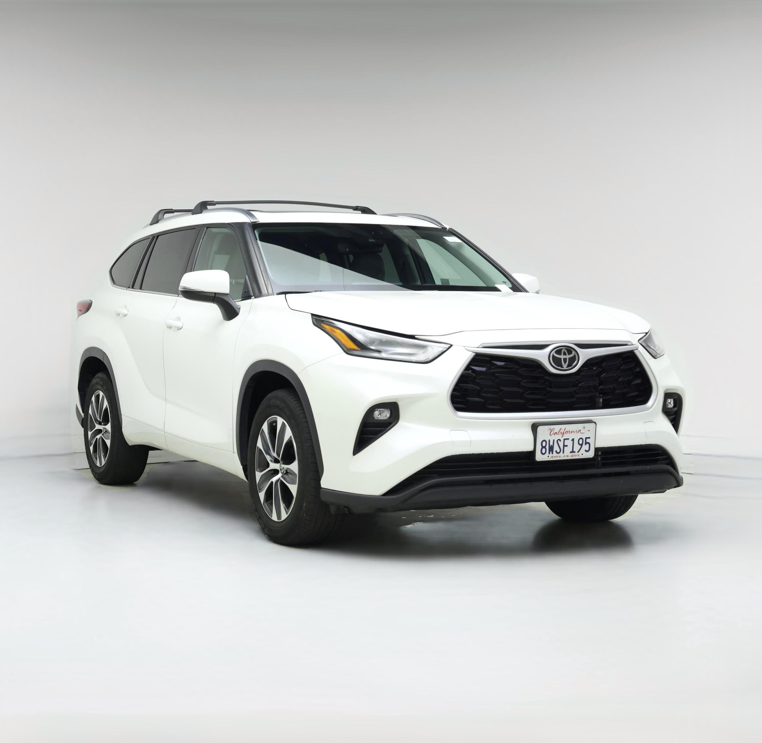 Thumbnail: 2021 Toyota Highlander - 1