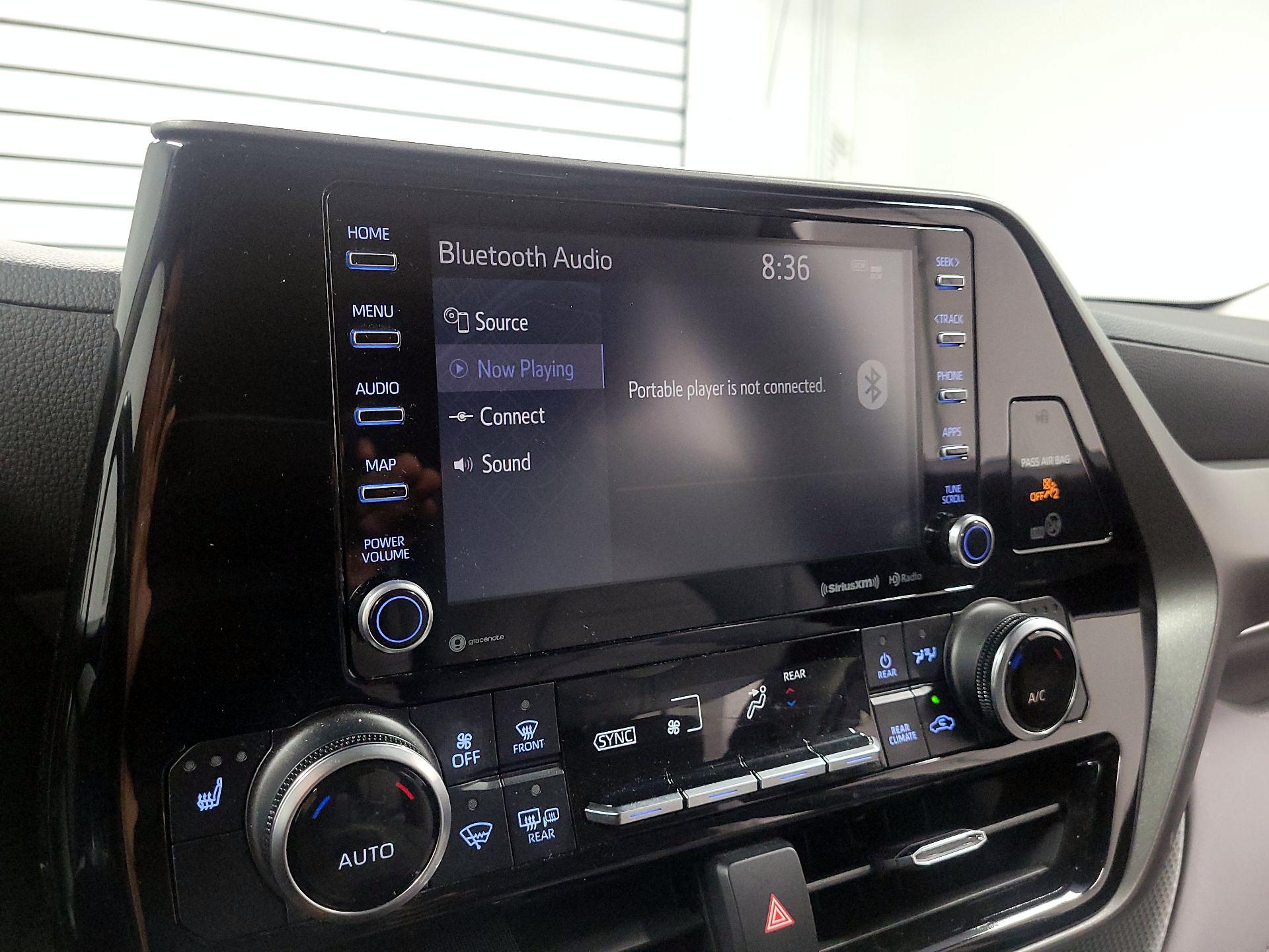 Thumbnail: 2021 Toyota Highlander - 16
