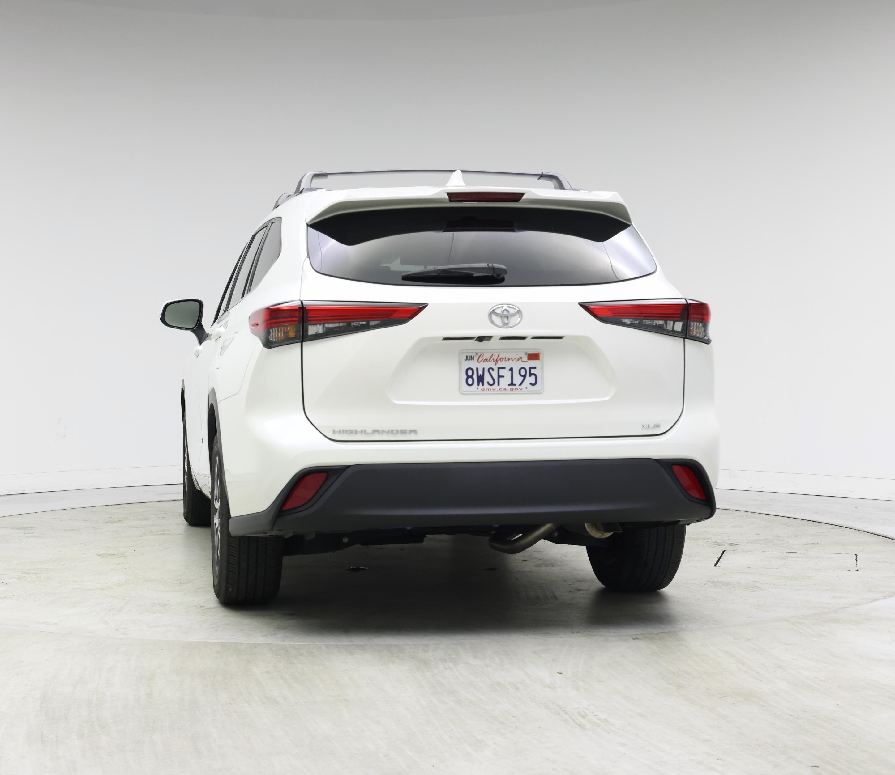 Thumbnail: 2021 Toyota Highlander - 6