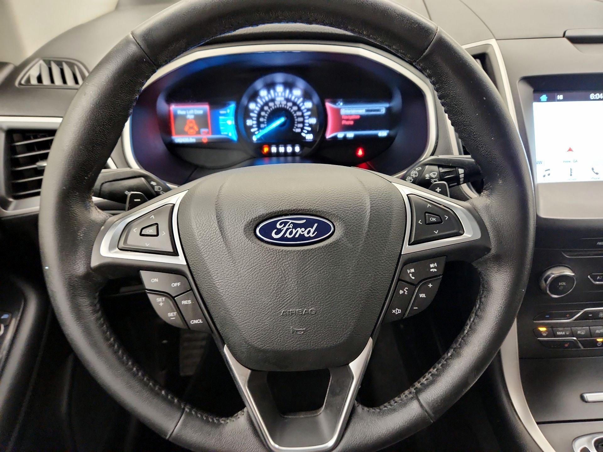 Thumbnail: 2018 Ford Edge - 10