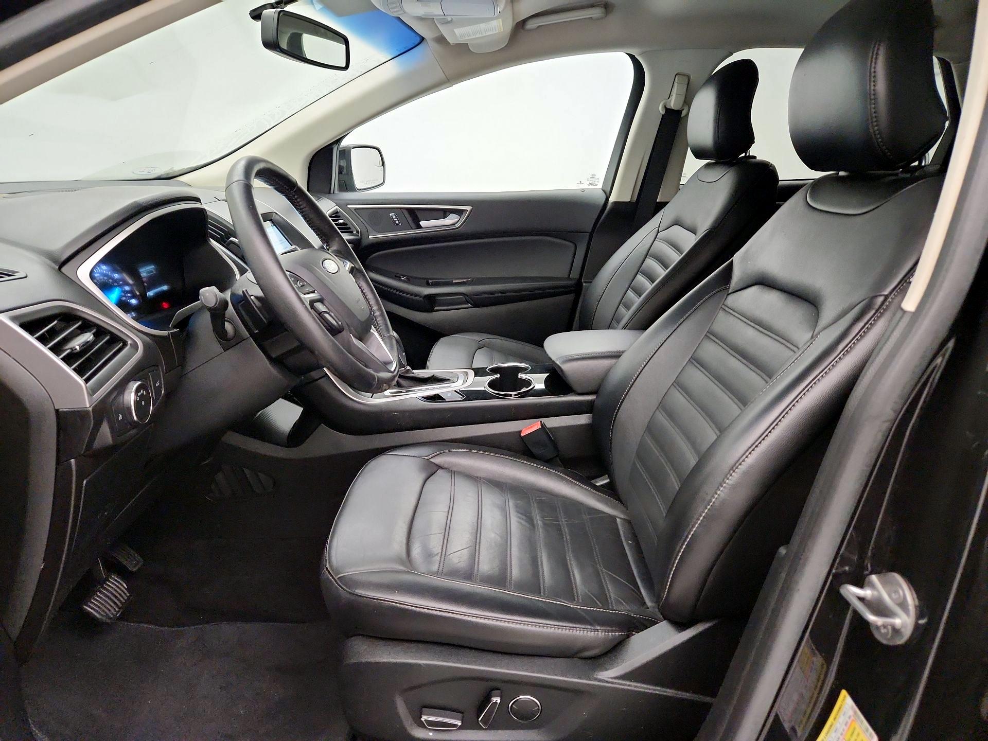 Thumbnail: 2018 Ford Edge - 11