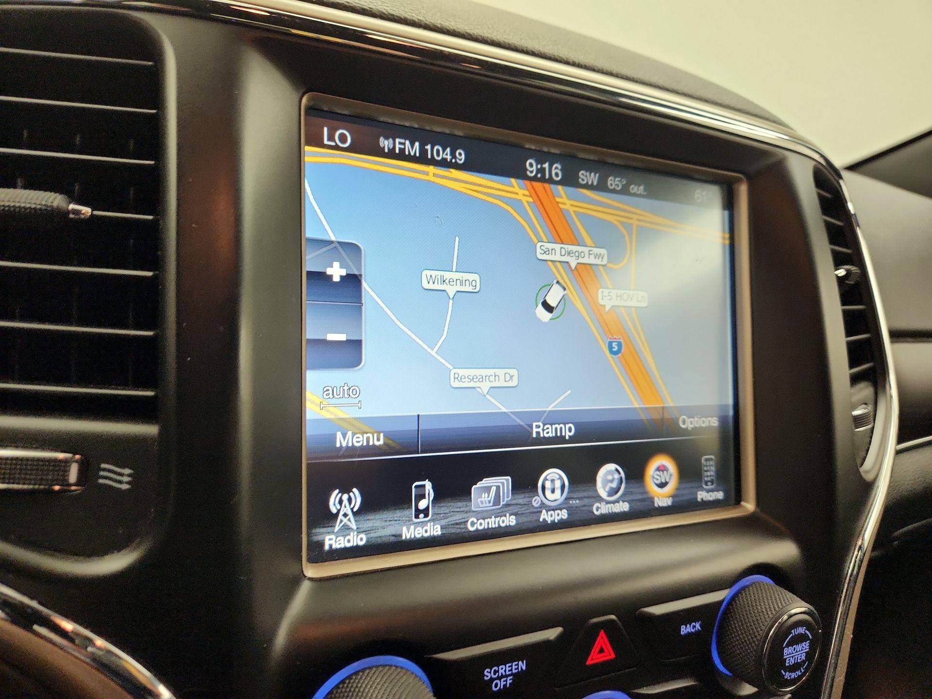 Thumbnail: 2014 Jeep Grand Cherokee - 14