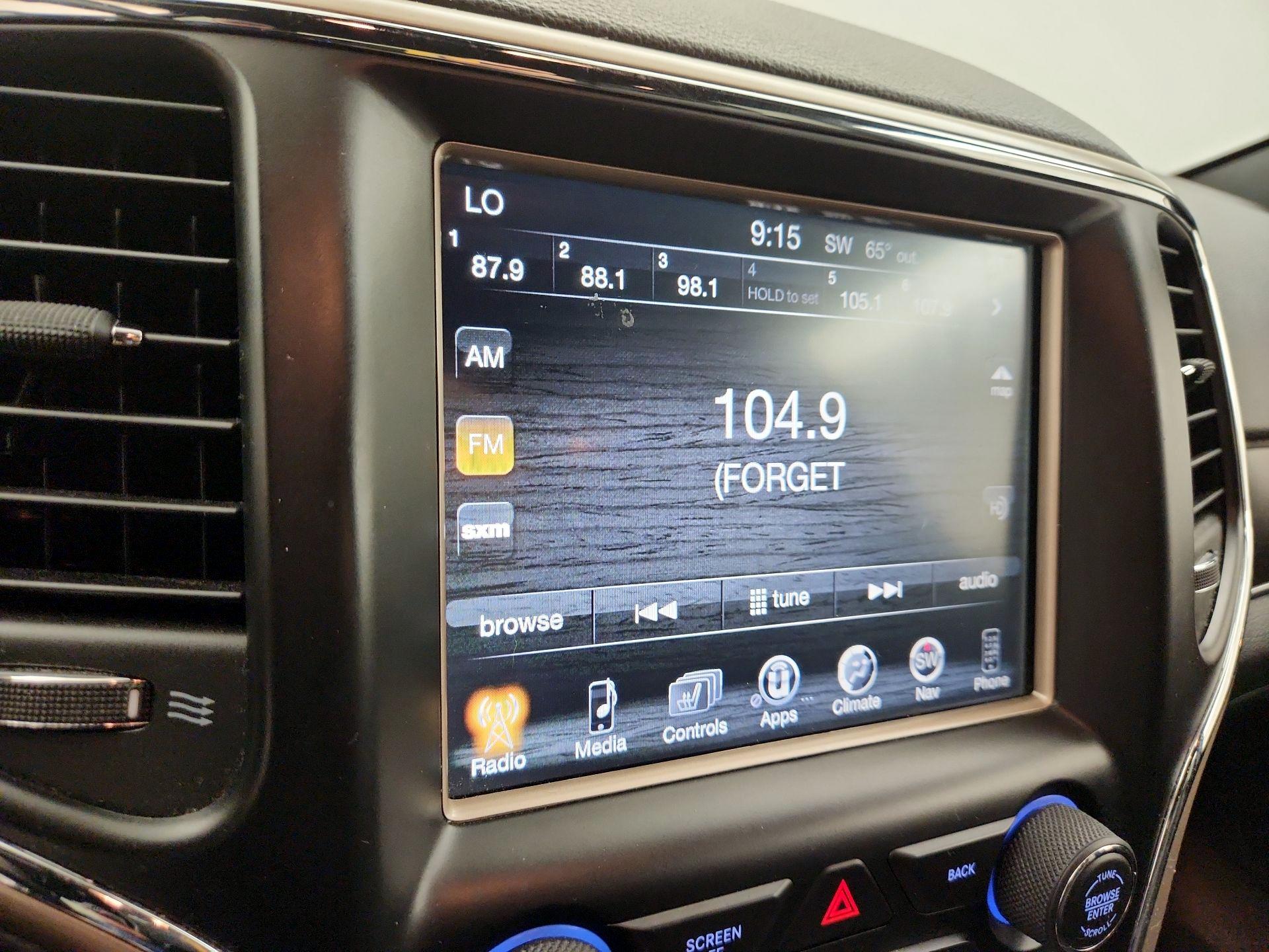 Thumbnail: 2014 Jeep Grand Cherokee - 16