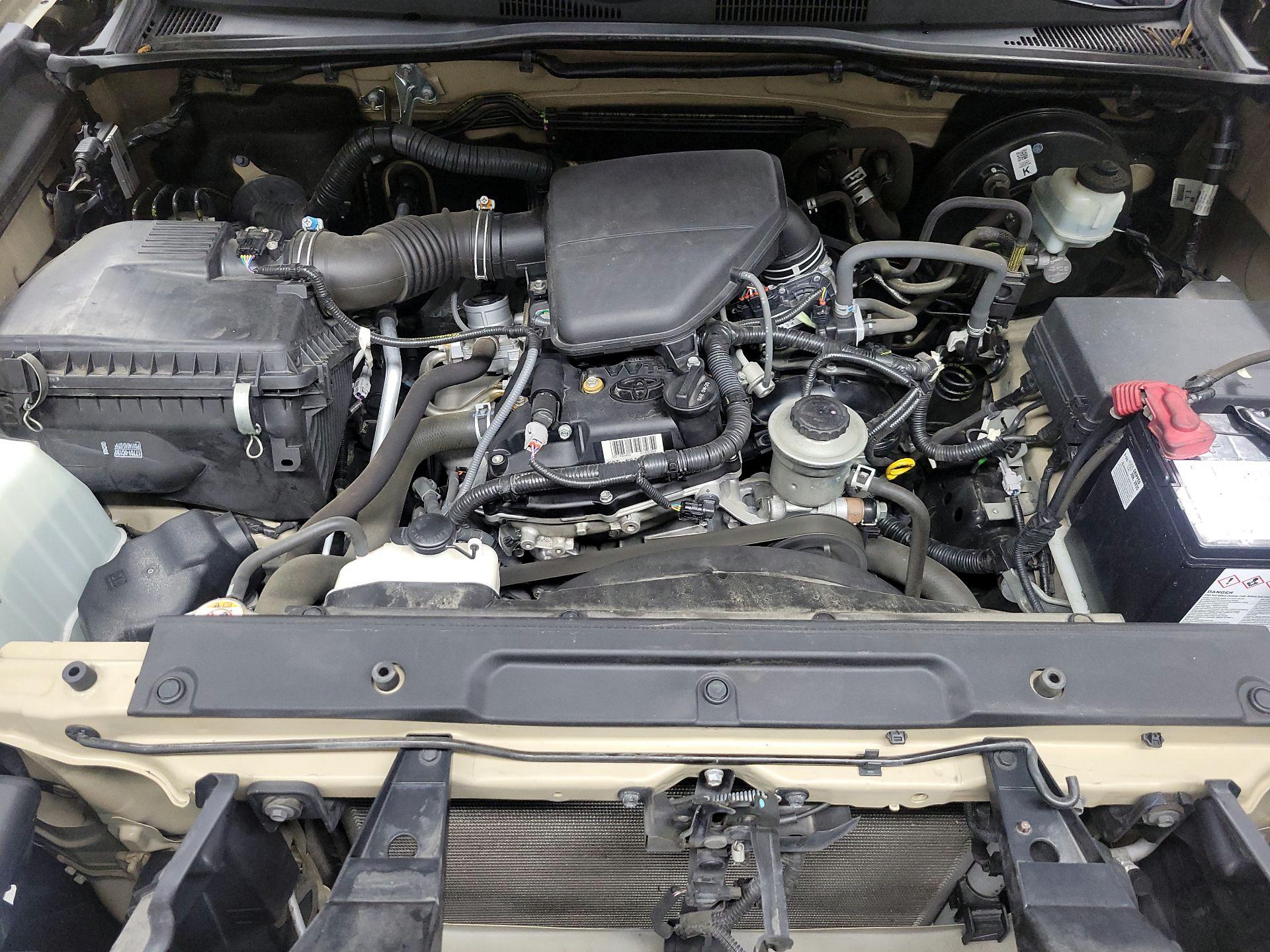 Thumbnail: 2019 Toyota Tacoma - 18