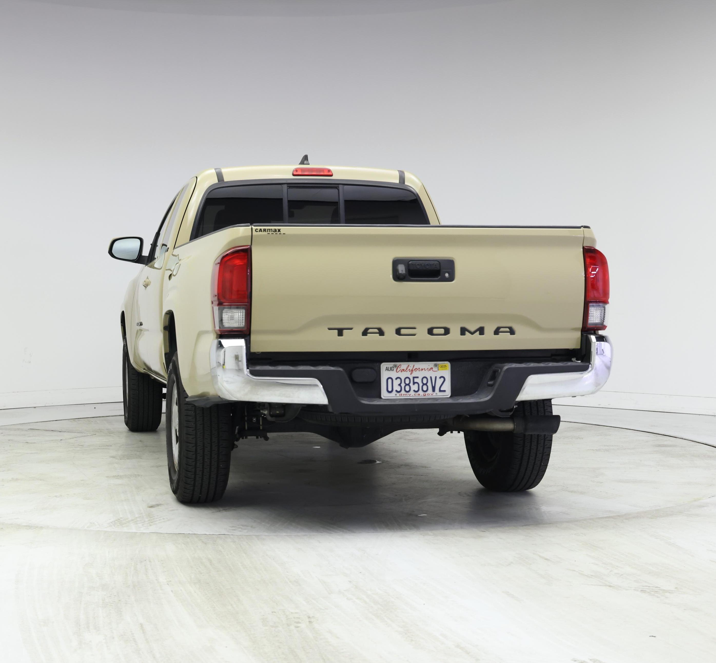 Thumbnail: 2019 Toyota Tacoma - 6