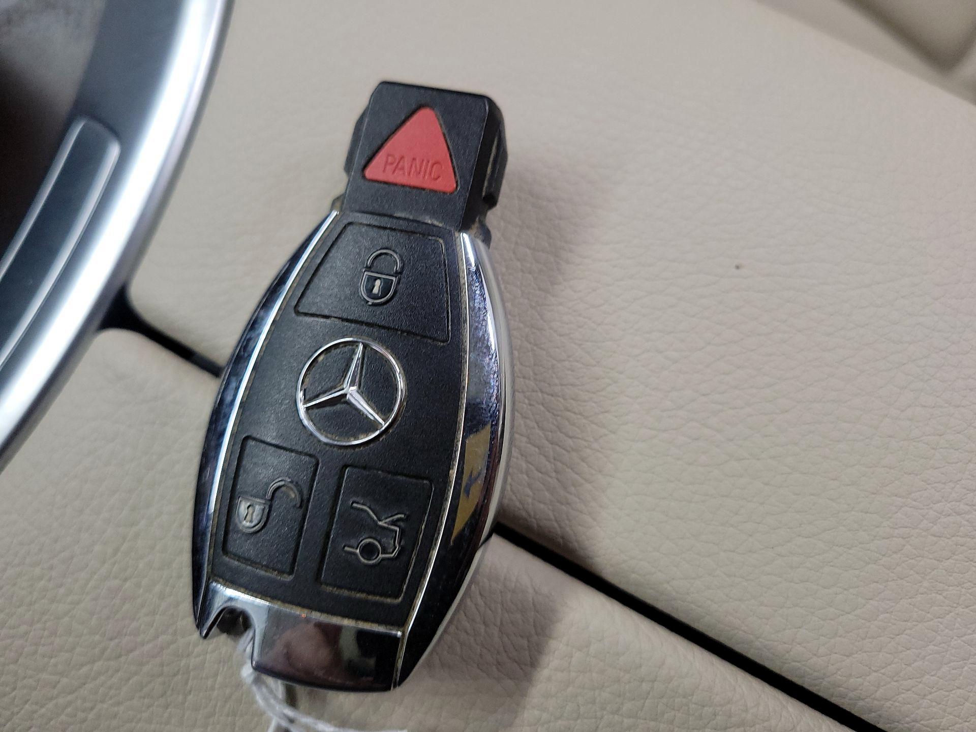 Thumbnail: 2019 Mercedes-Benz GLC - 20
