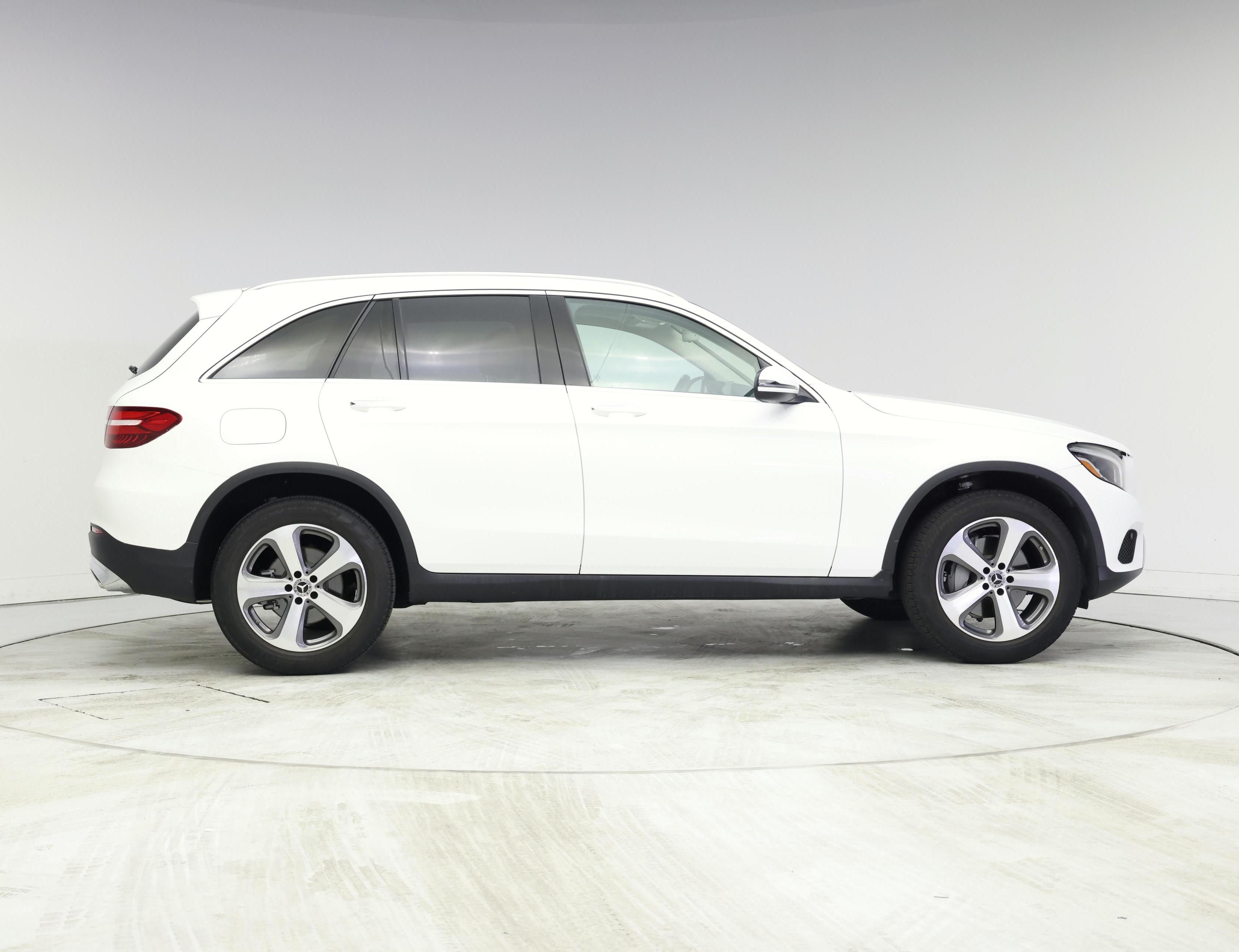 Thumbnail: 2019 Mercedes-Benz GLC - 7