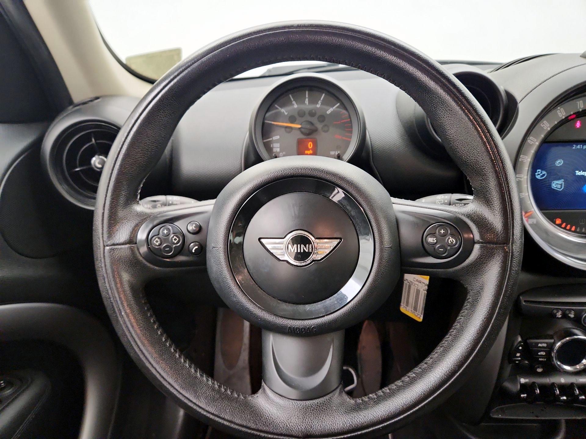Thumbnail: 2015 MINI Cooper Countryman - 10