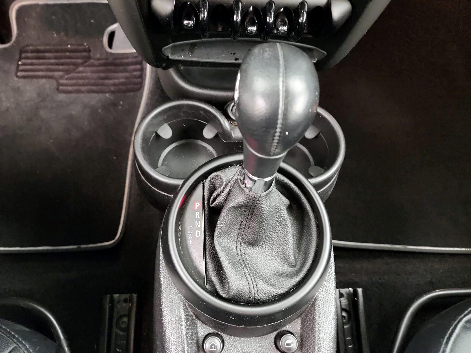 Thumbnail: 2015 MINI Cooper Countryman - 15