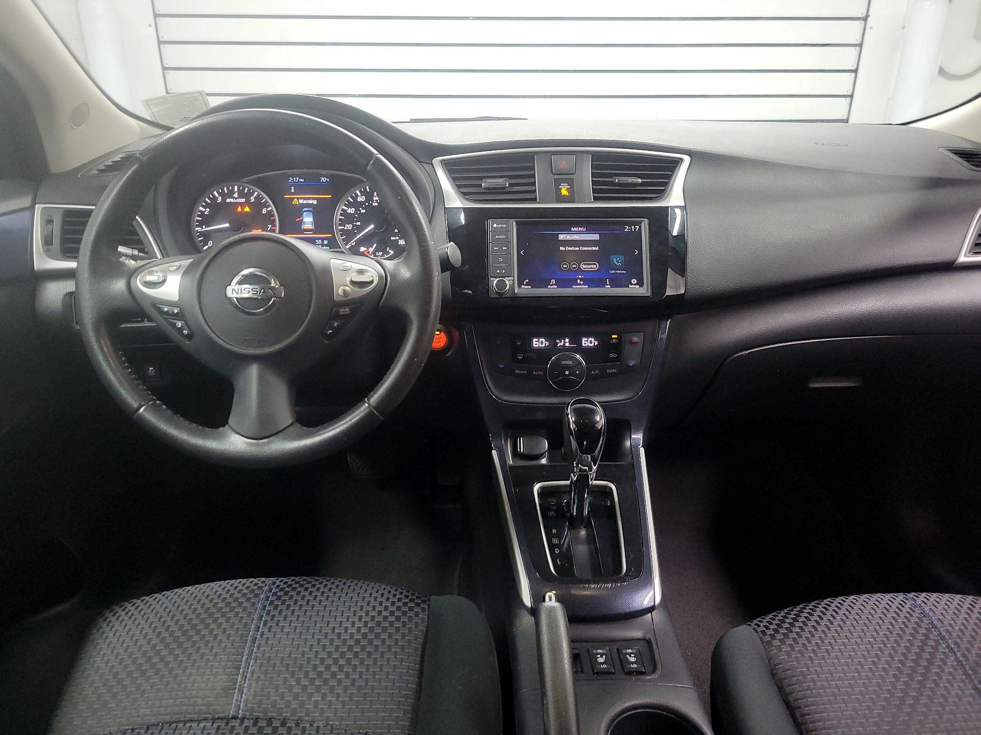 Thumbnail: 2019 Nissan Sentra - 9