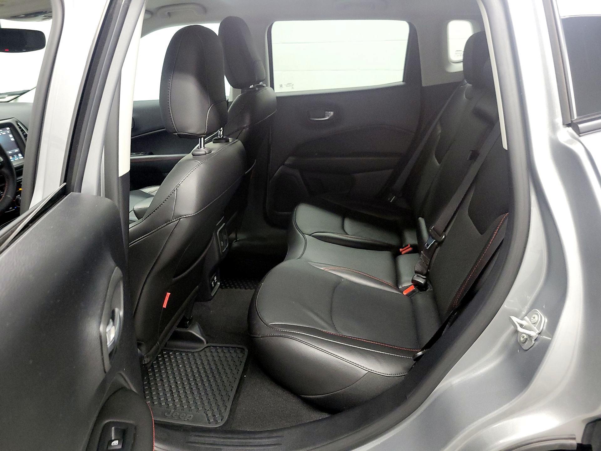 Thumbnail: 2021 Jeep Compass - 17
