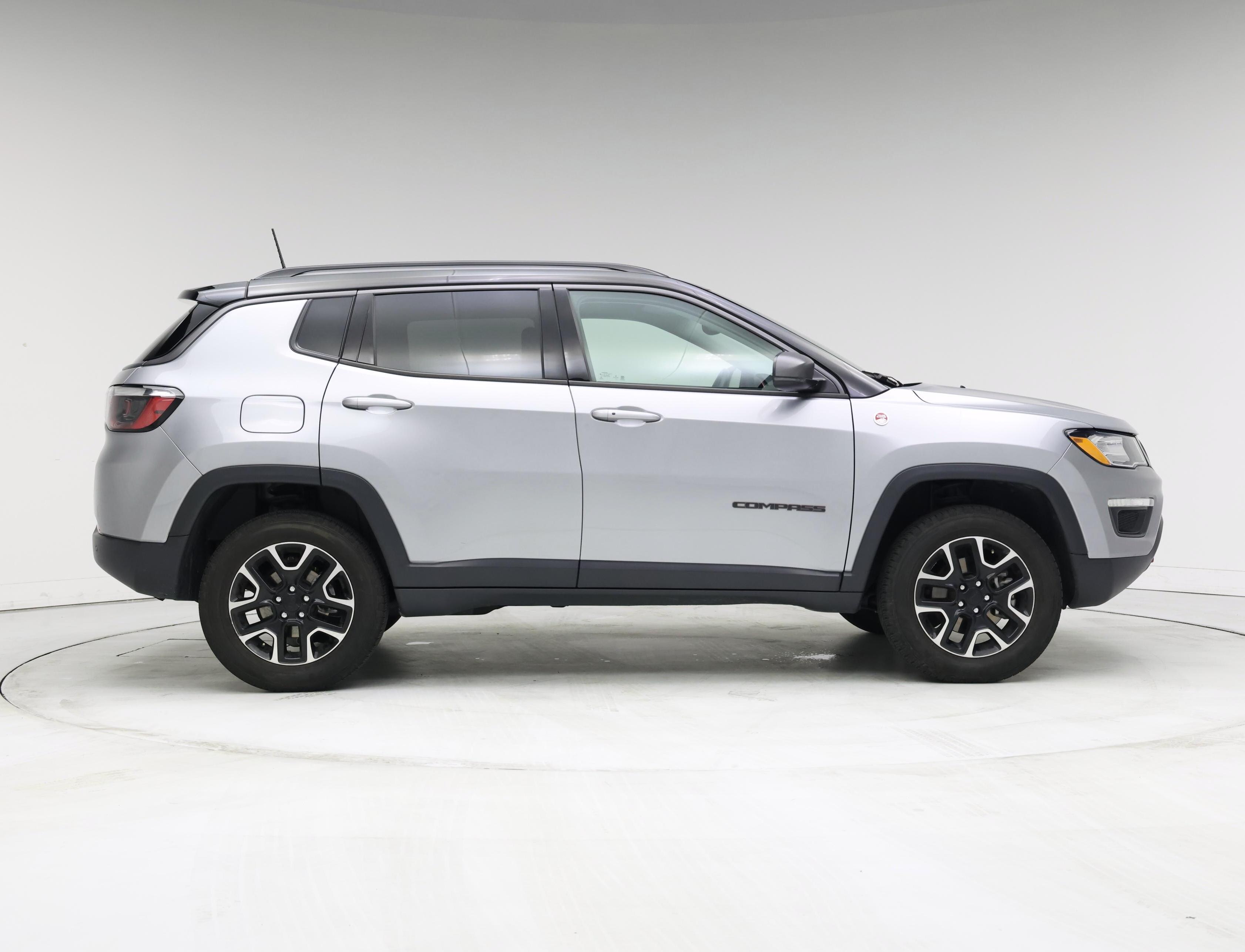 Thumbnail: 2021 Jeep Compass - 7