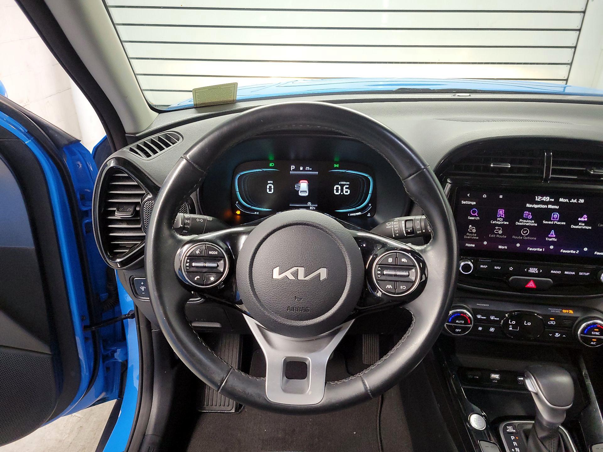Thumbnail: 2023 Kia Soul - 10