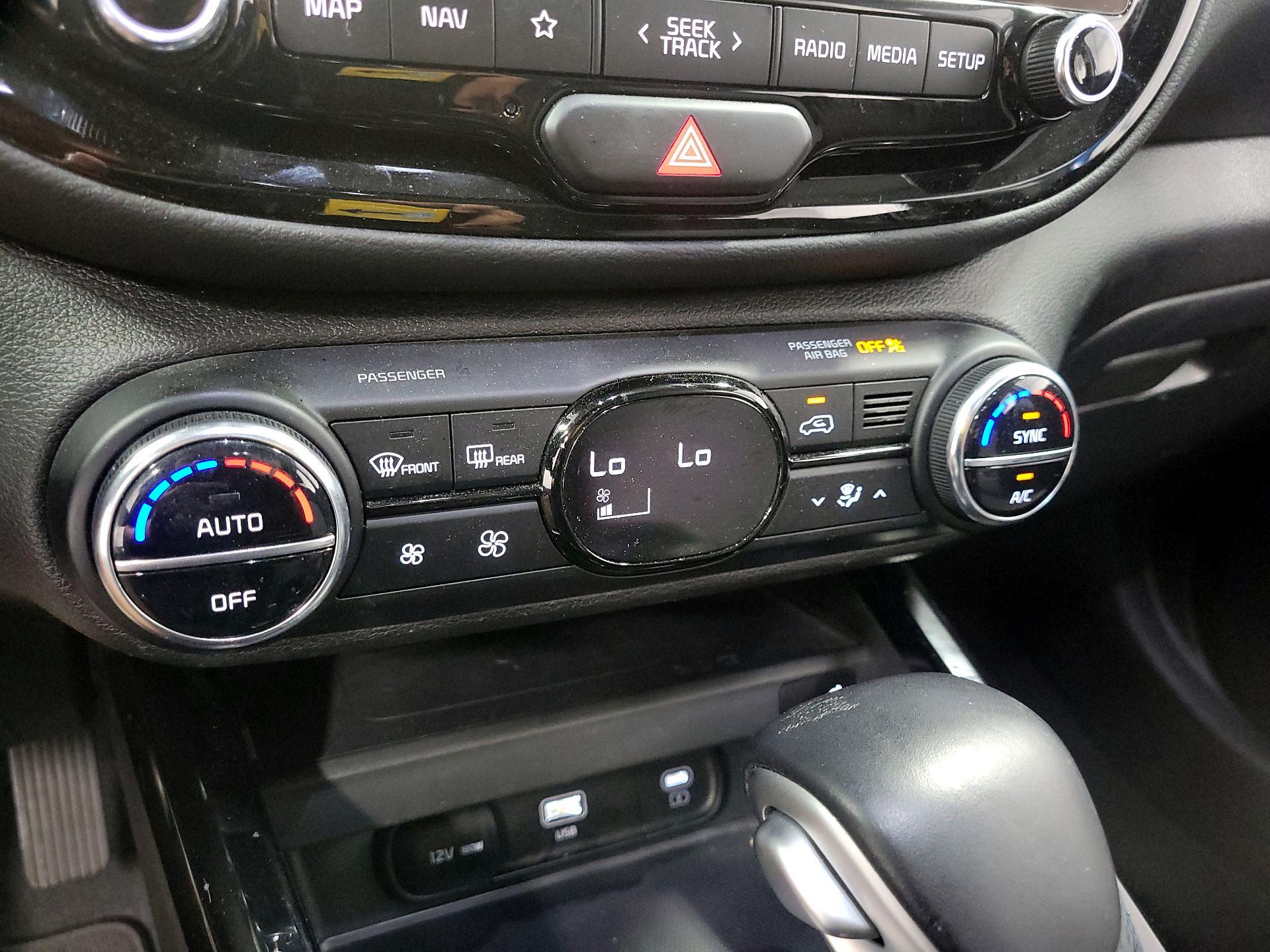 Thumbnail: 2023 Kia Soul - 17