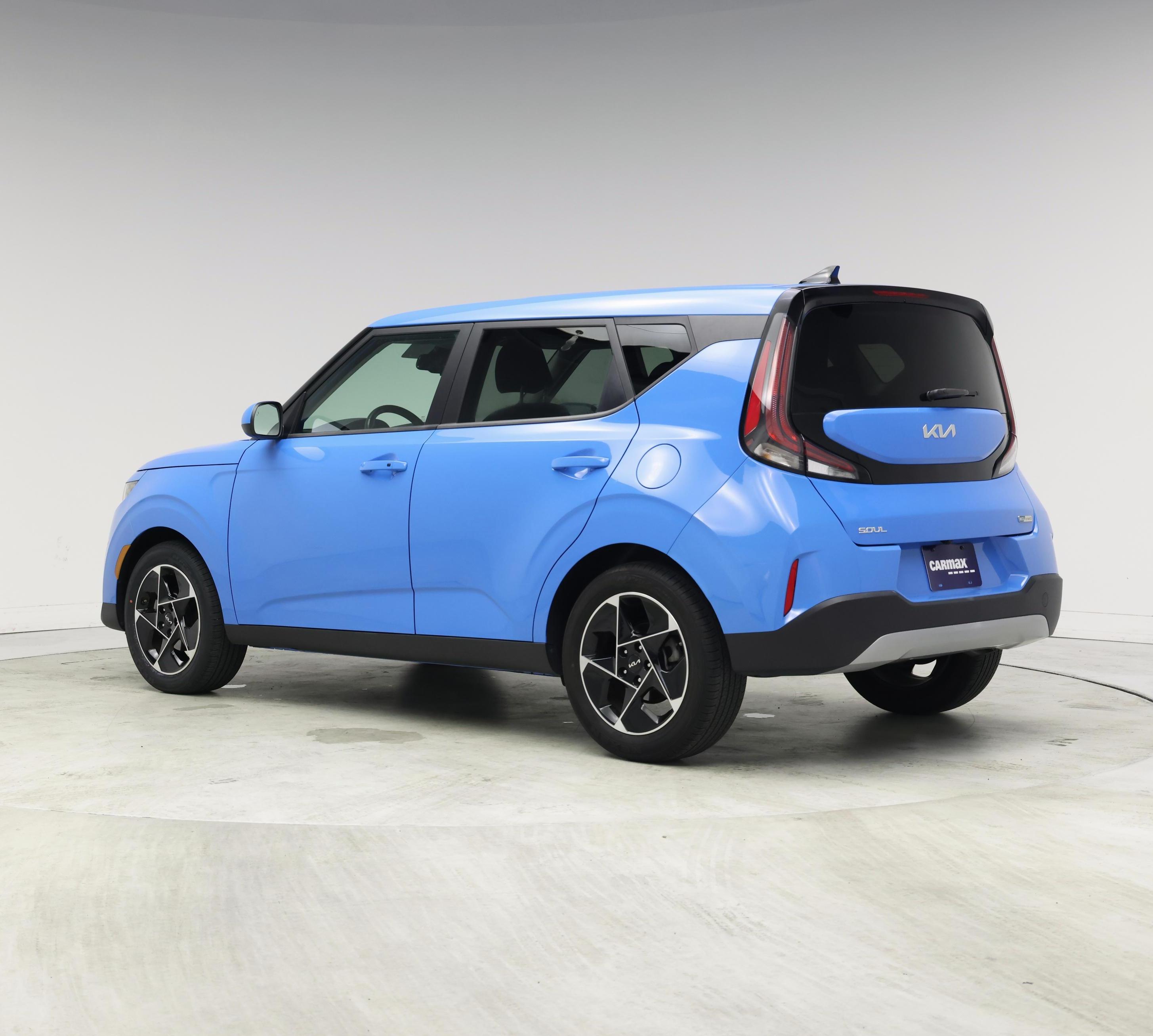 Thumbnail: 2023 Kia Soul - 2