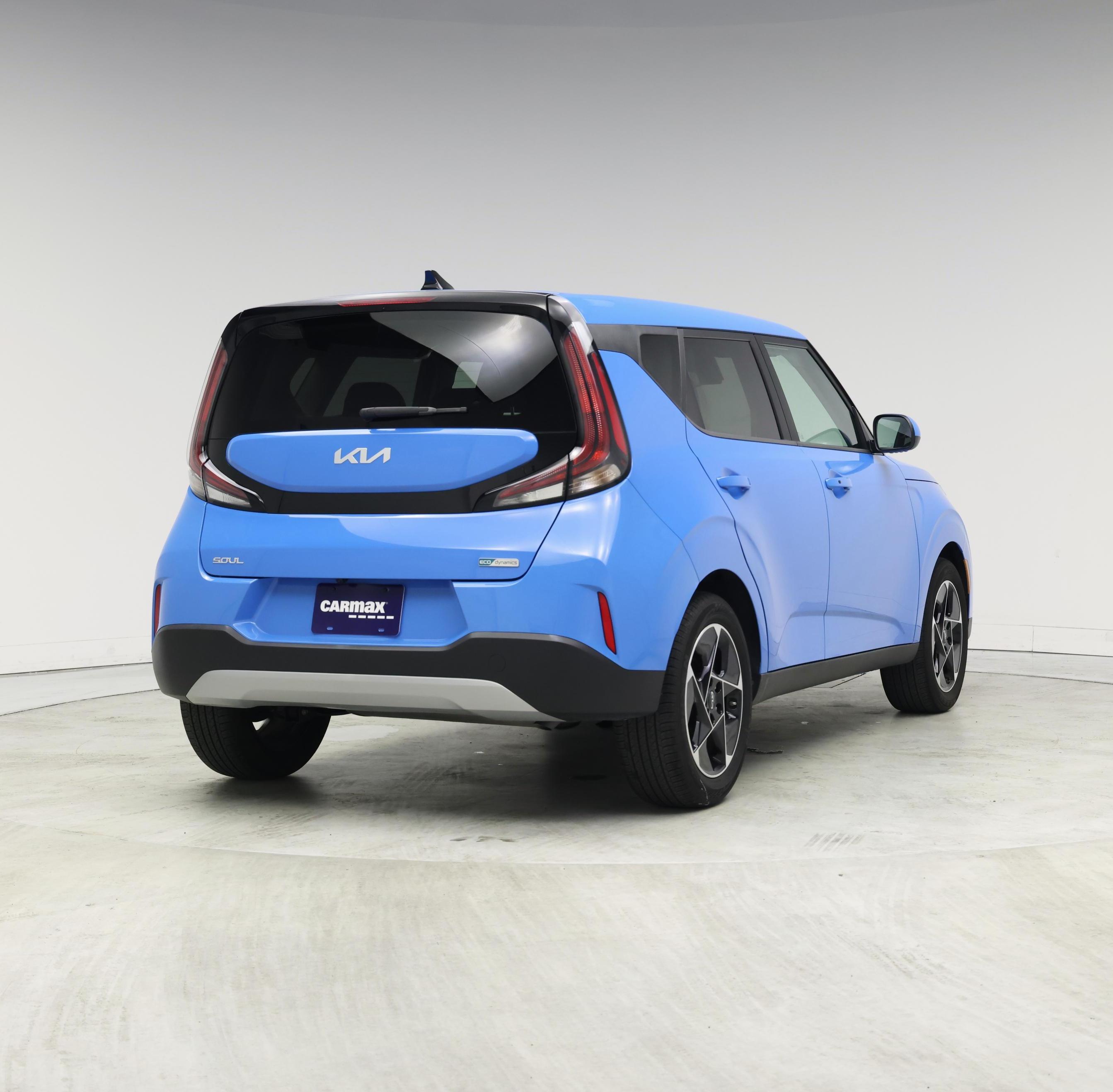 Thumbnail: 2023 Kia Soul - 8