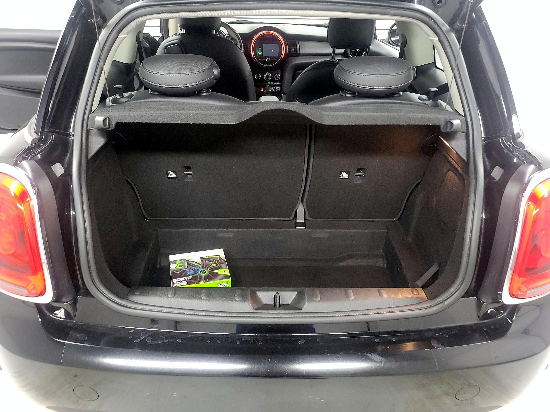 Thumbnail: 2019 MINI Cooper Hardtop - 18