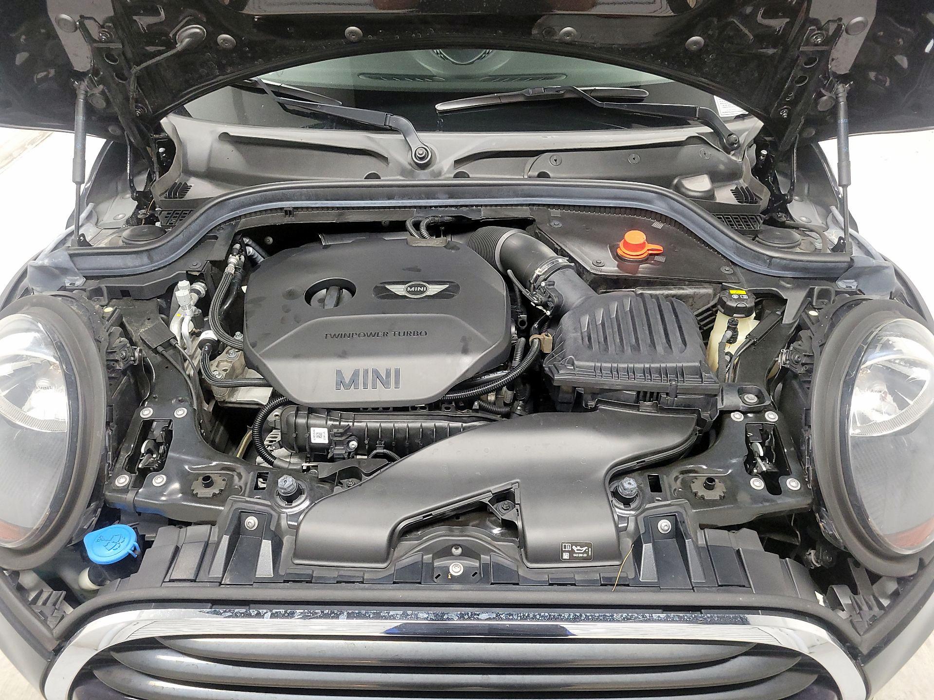 Thumbnail: 2019 MINI Cooper Hardtop - 19