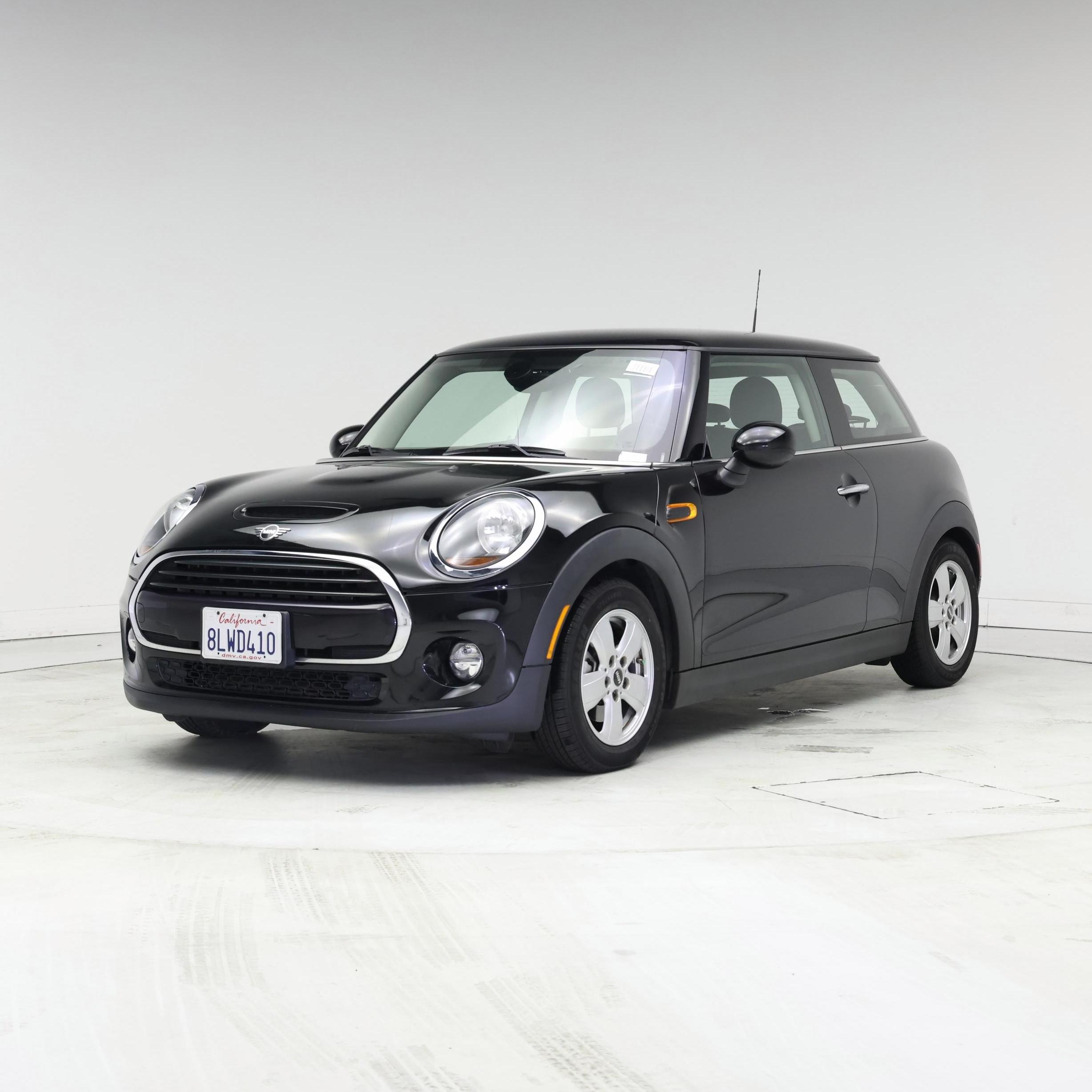 Thumbnail: 2019 MINI Cooper Hardtop - 4