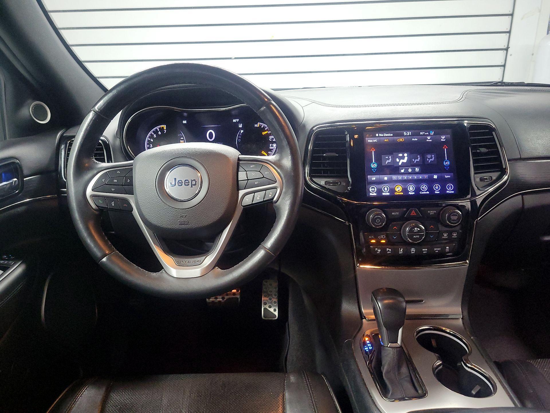Thumbnail: 2019 Jeep Grand Cherokee - 9