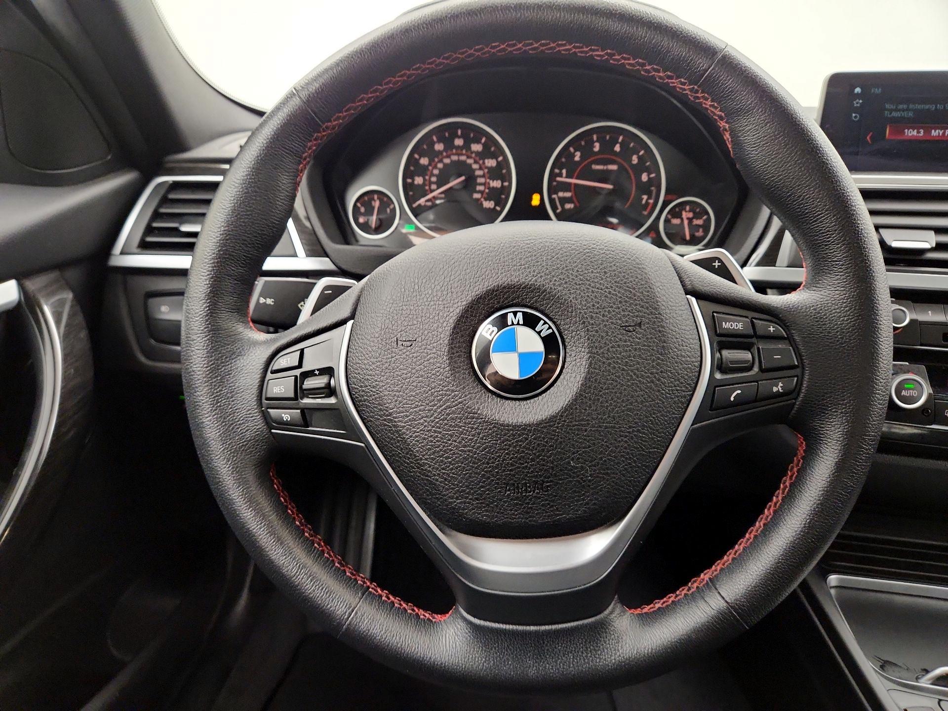 Thumbnail: 2018 BMW 3 Series - 10