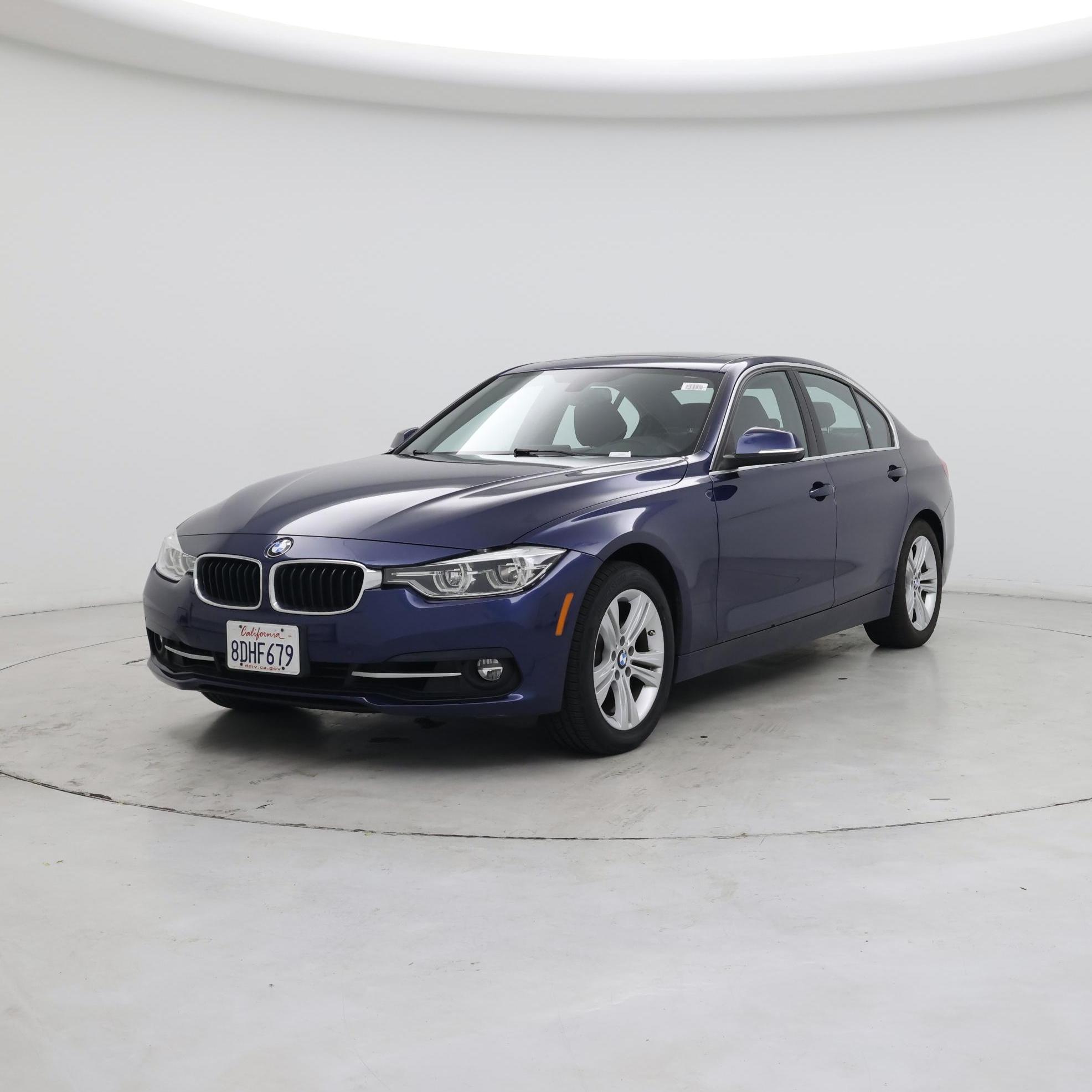 Thumbnail: 2018 BMW 3 Series - 4