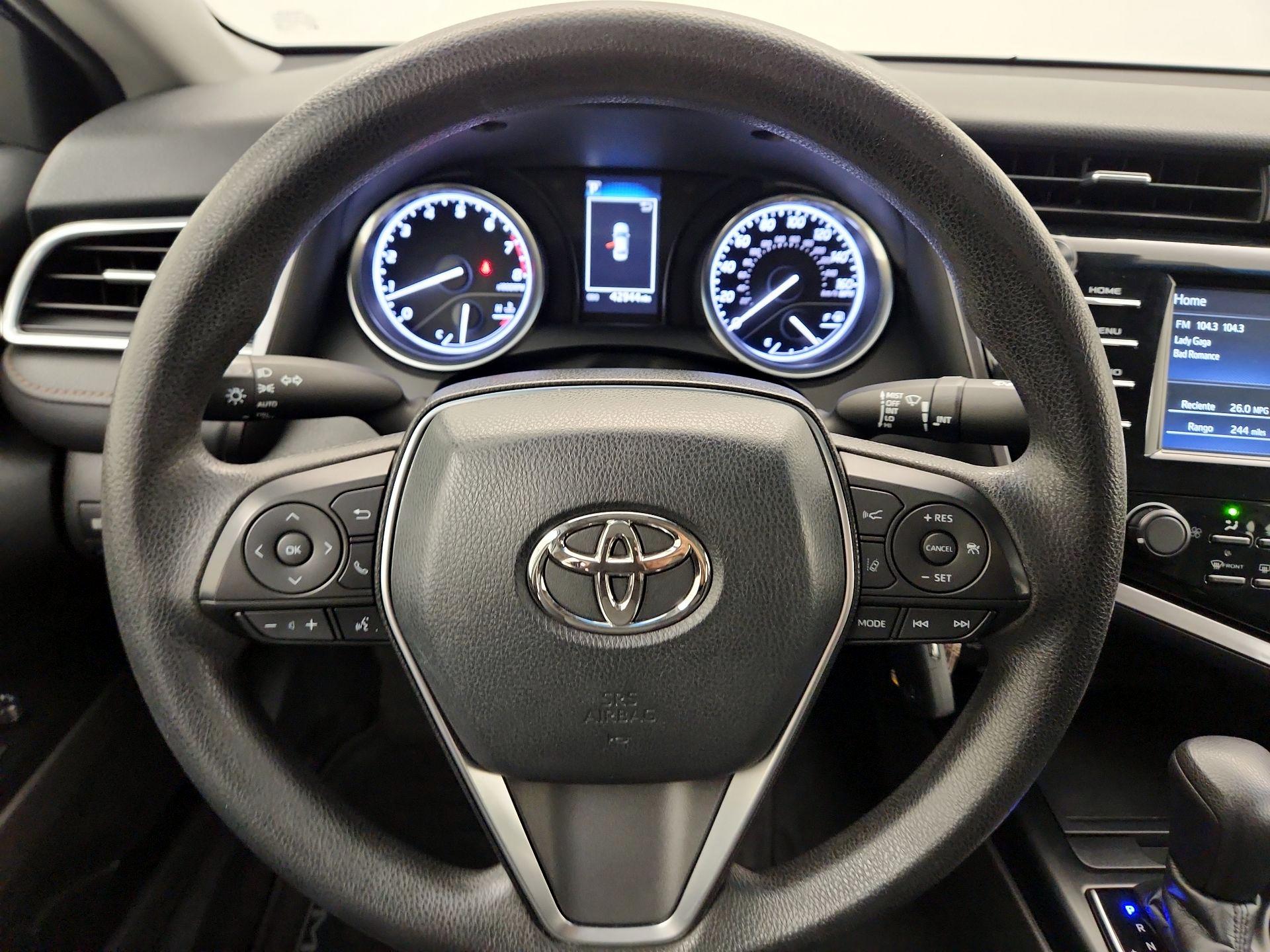 Thumbnail: 2018 Toyota Camry - 10