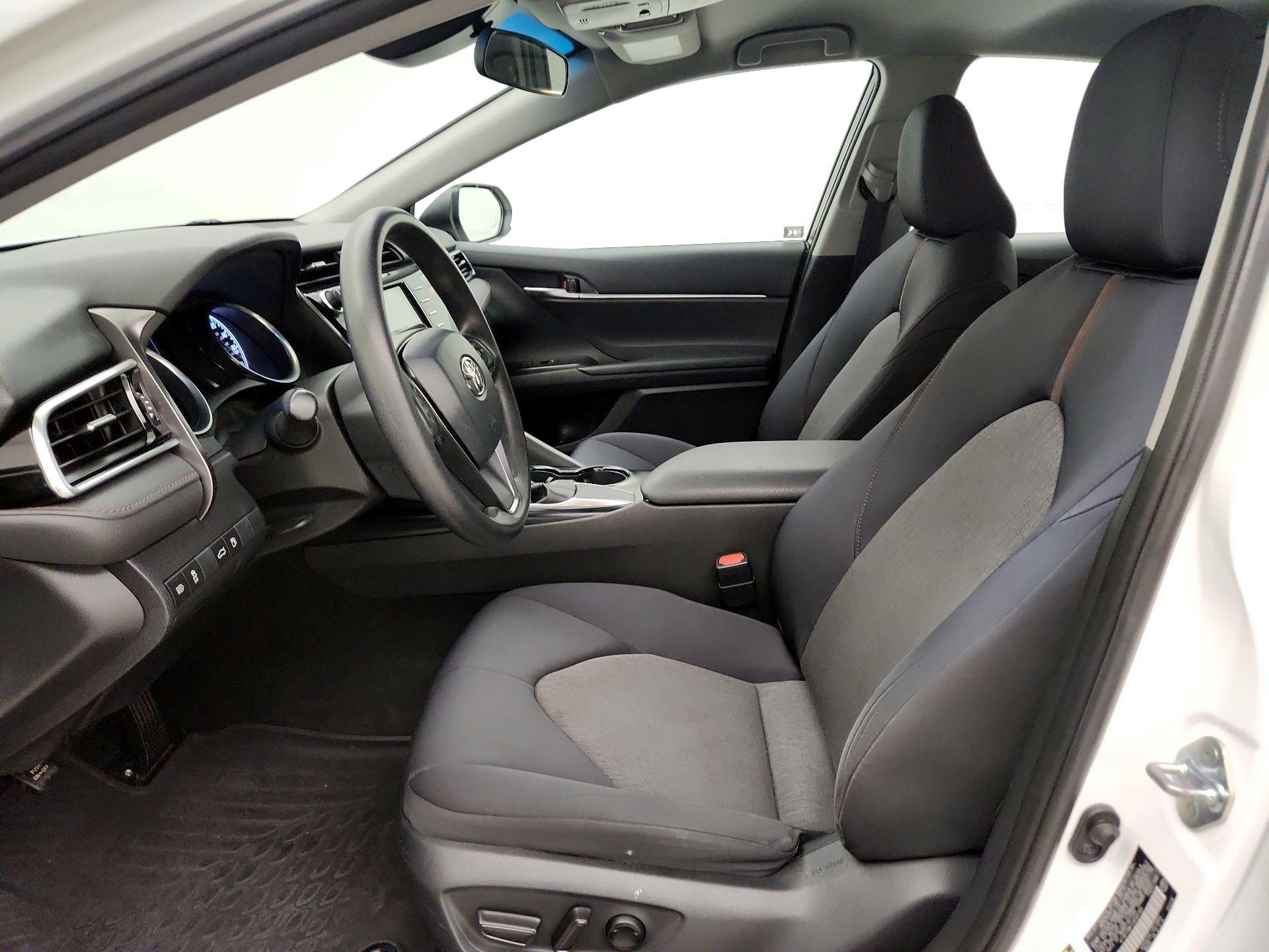Thumbnail: 2018 Toyota Camry - 11