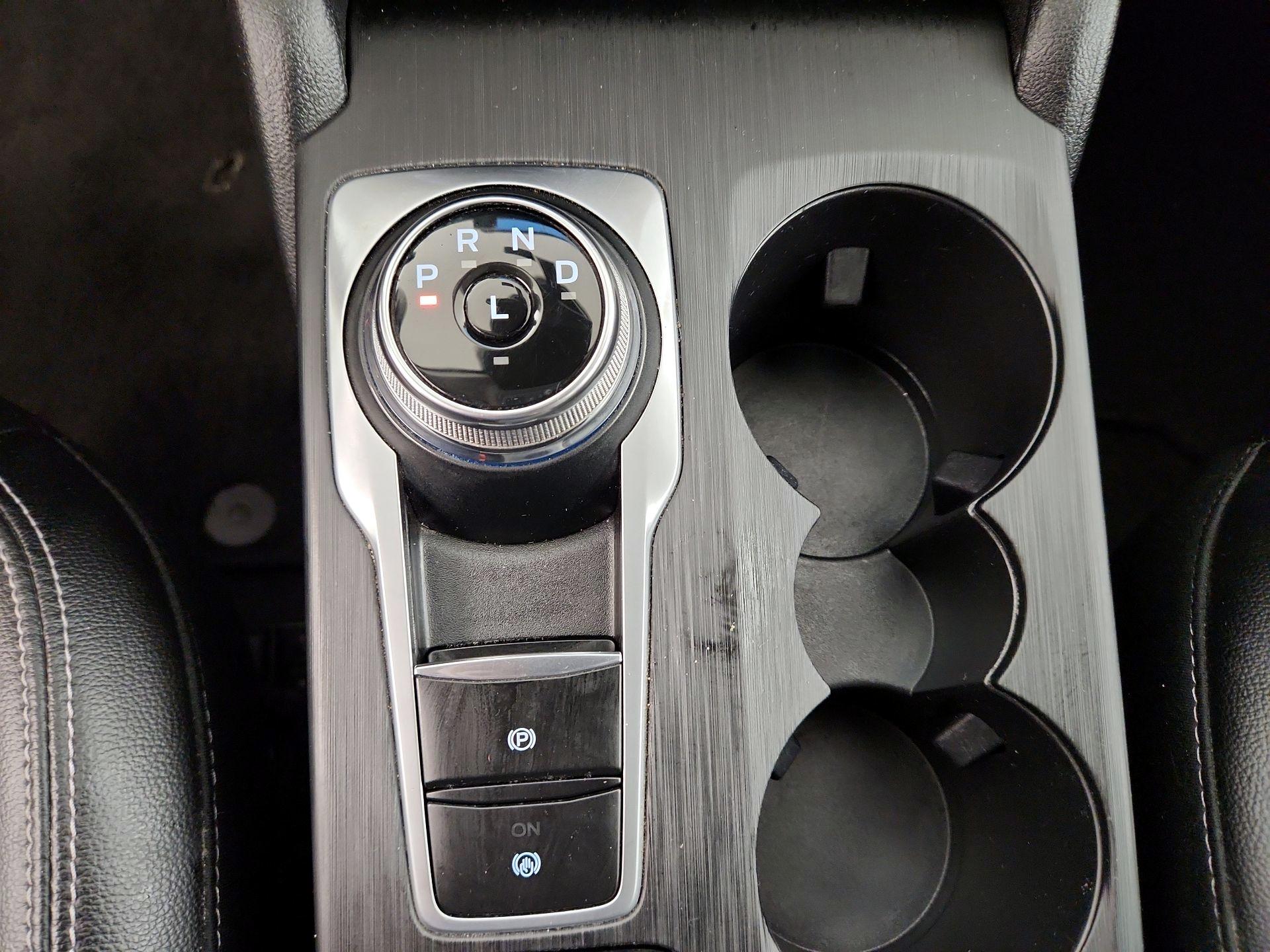Thumbnail: 2022 Ford Escape - 15