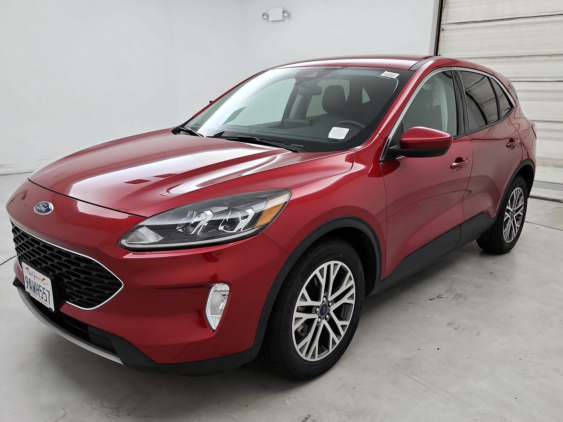 Thumbnail: 2022 Ford Escape - 3