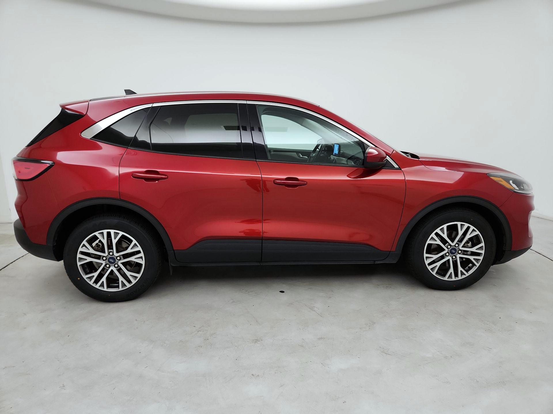 Thumbnail: 2022 Ford Escape - 4