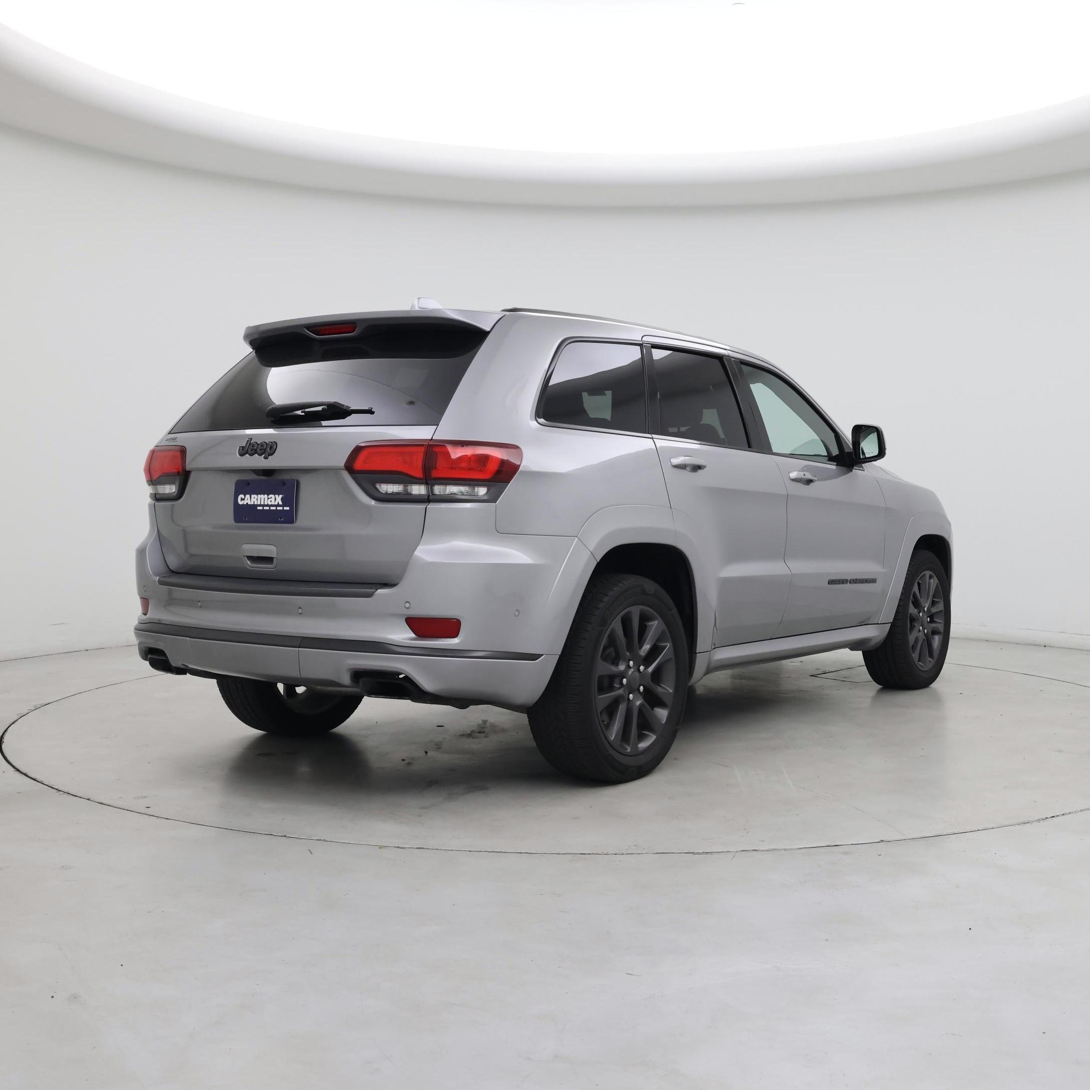 Thumbnail: 2018 Jeep Grand Cherokee - 8