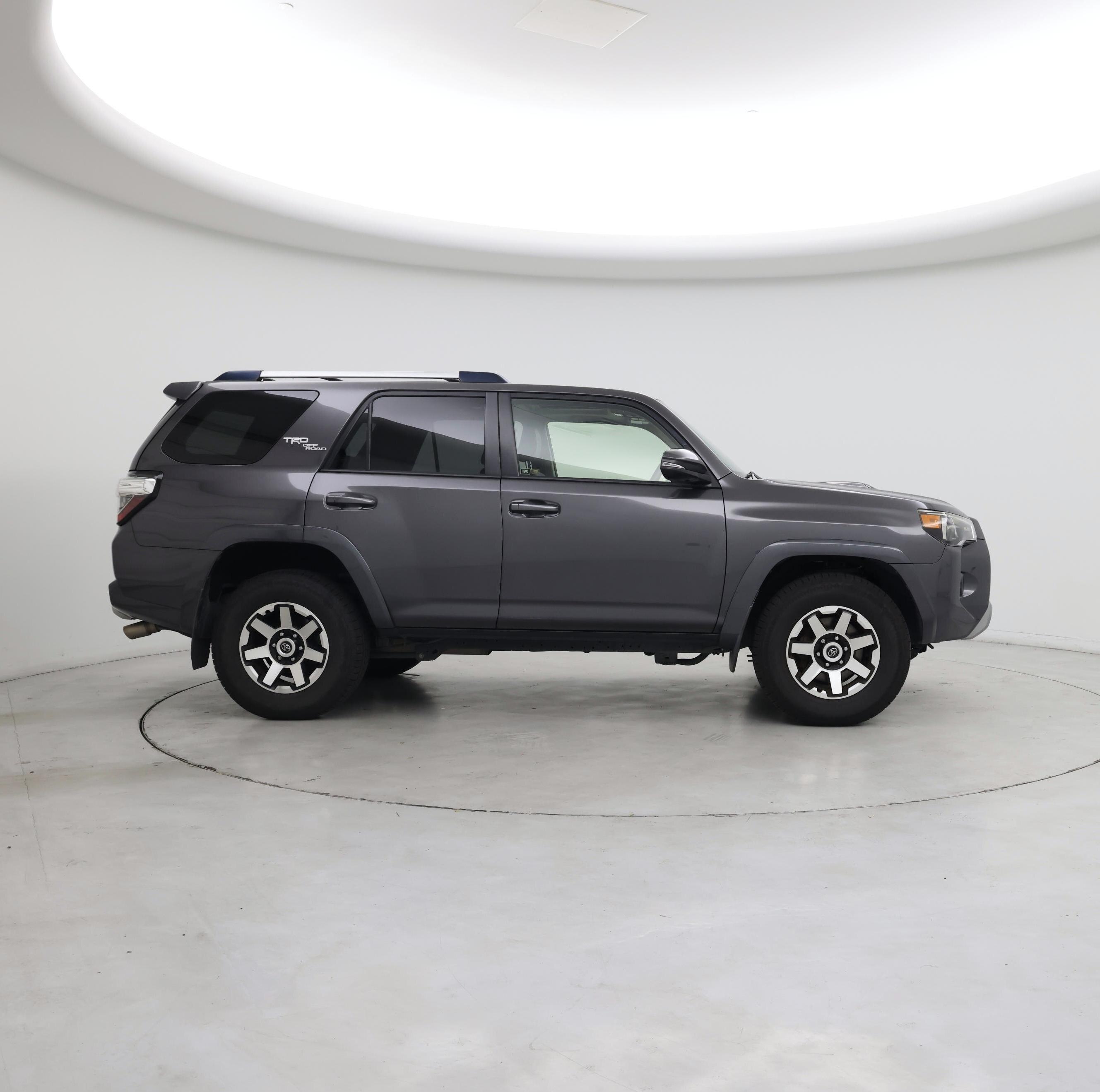 Thumbnail: 2018 Toyota 4Runner - 7