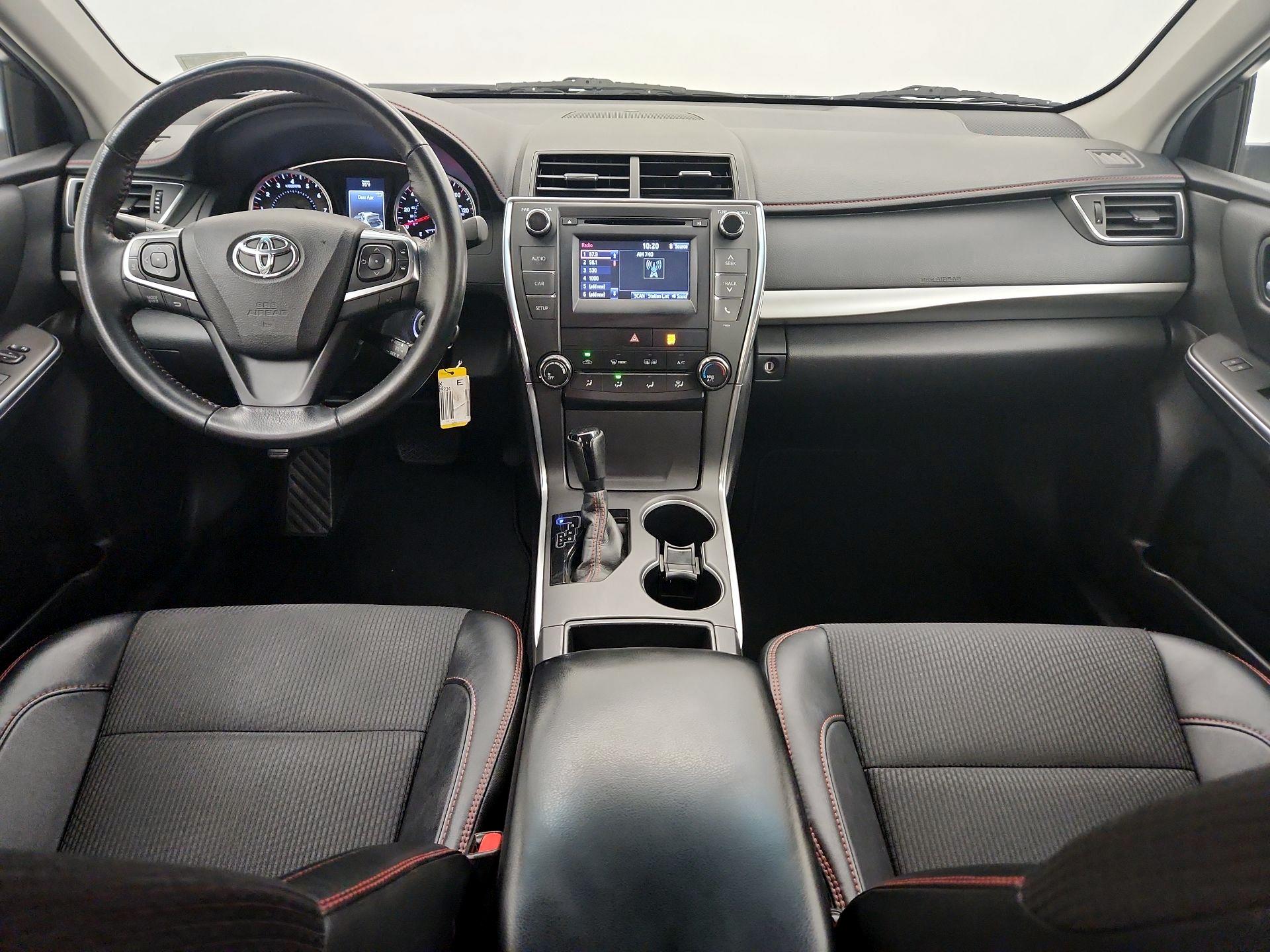 Thumbnail: 2016 Toyota Camry - 9