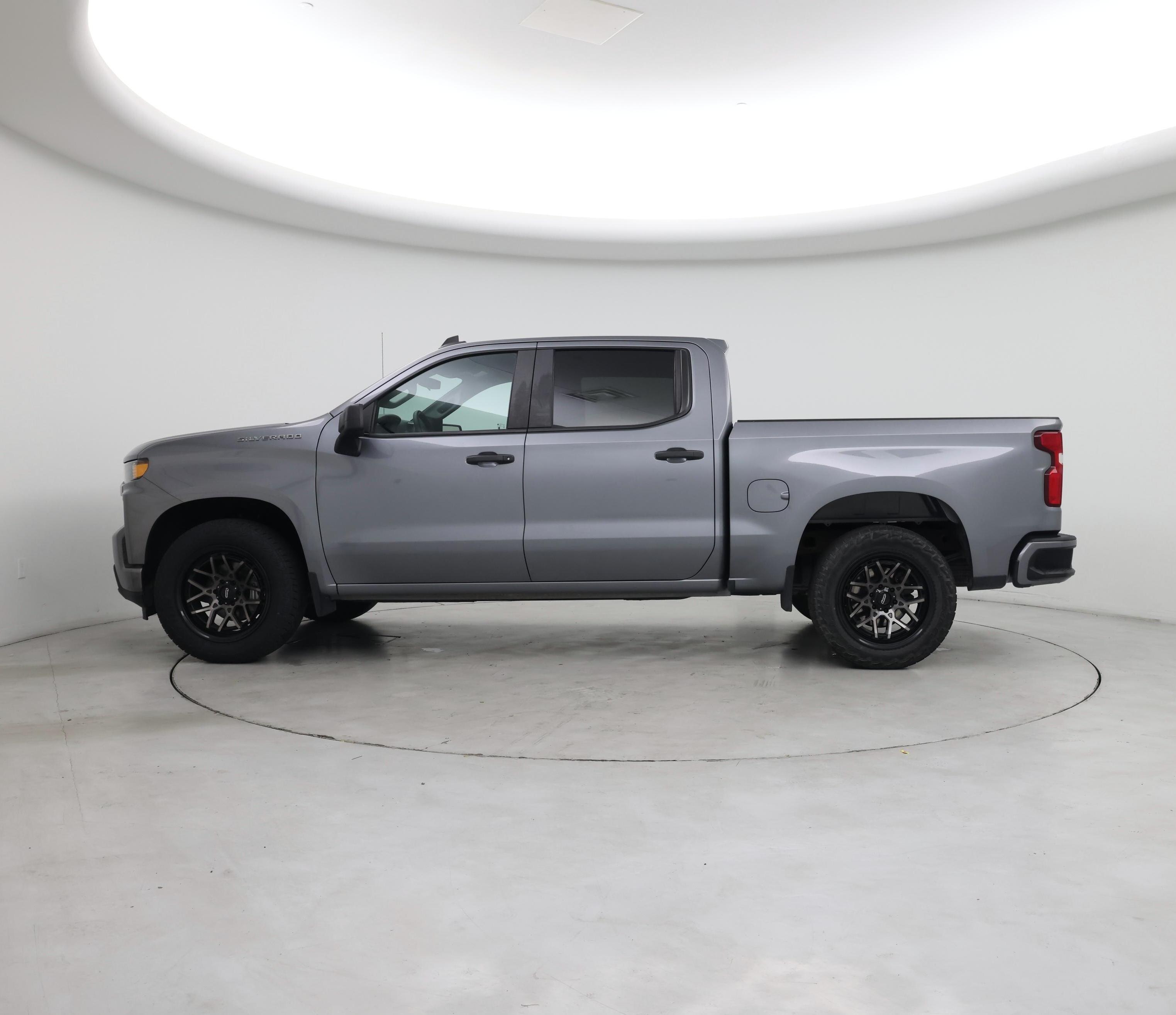 Thumbnail: 2021 Chevrolet Silverado 1500 - 3
