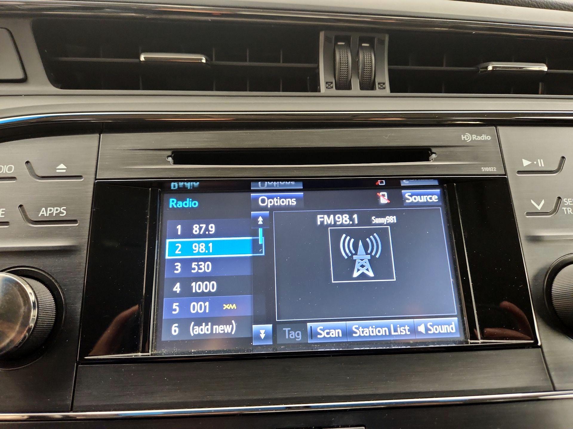 Thumbnail: 2015 Toyota Avalon - 15