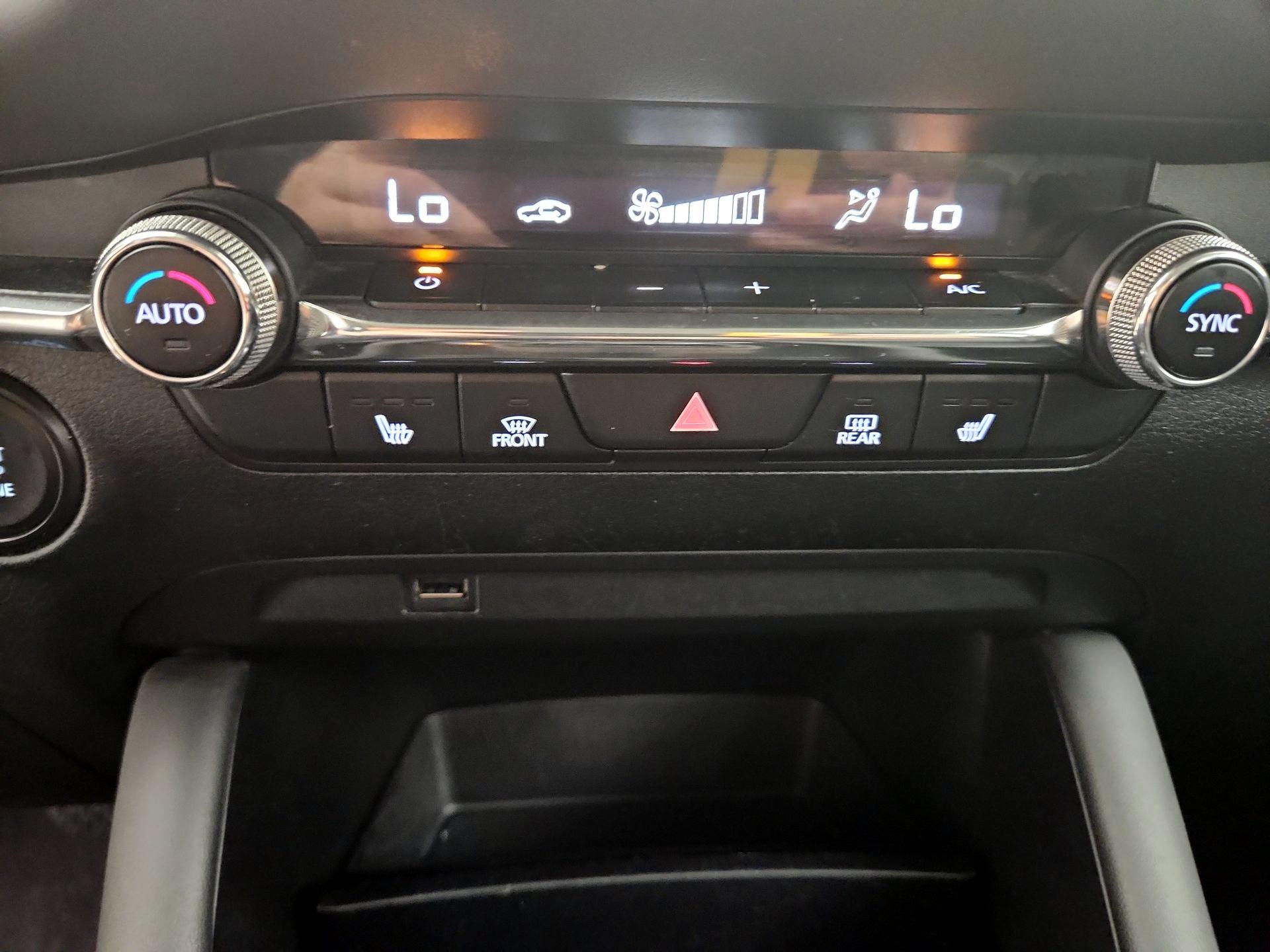 Thumbnail: 2019 Mazda Mazda3 - 16