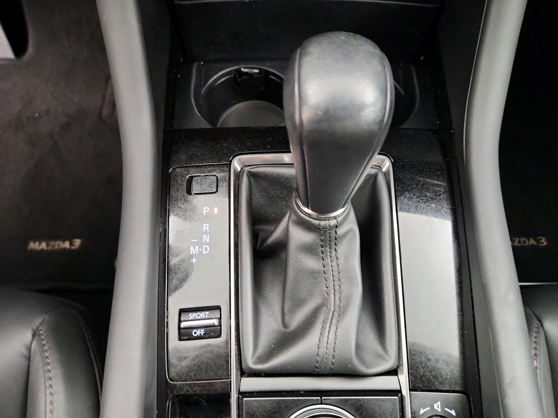 Thumbnail: 2019 Mazda Mazda3 - 17