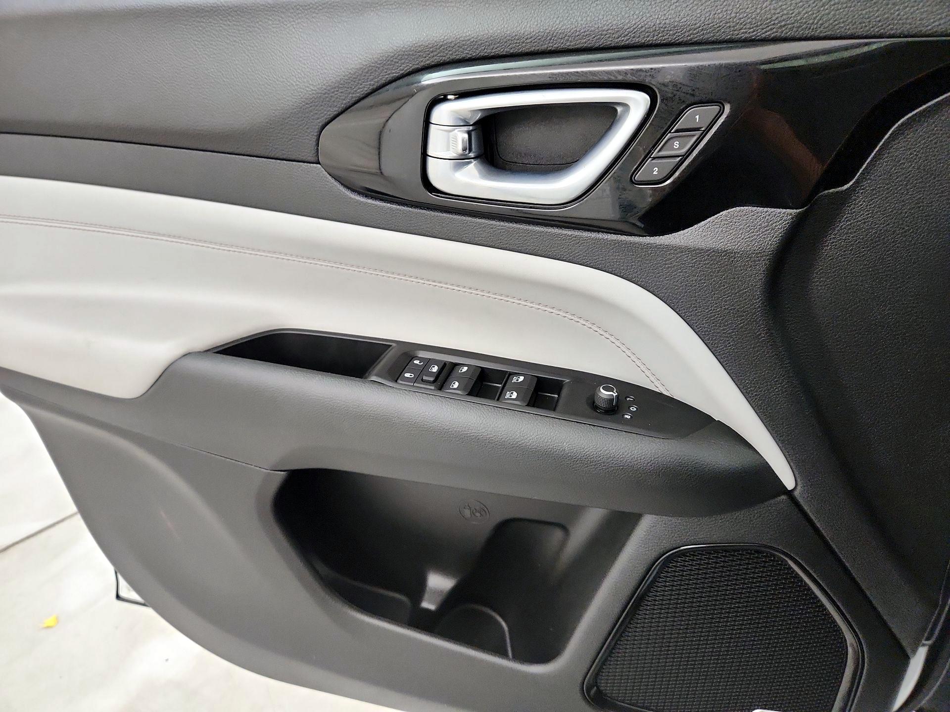 Thumbnail: 2022 Jeep Compass - 12
