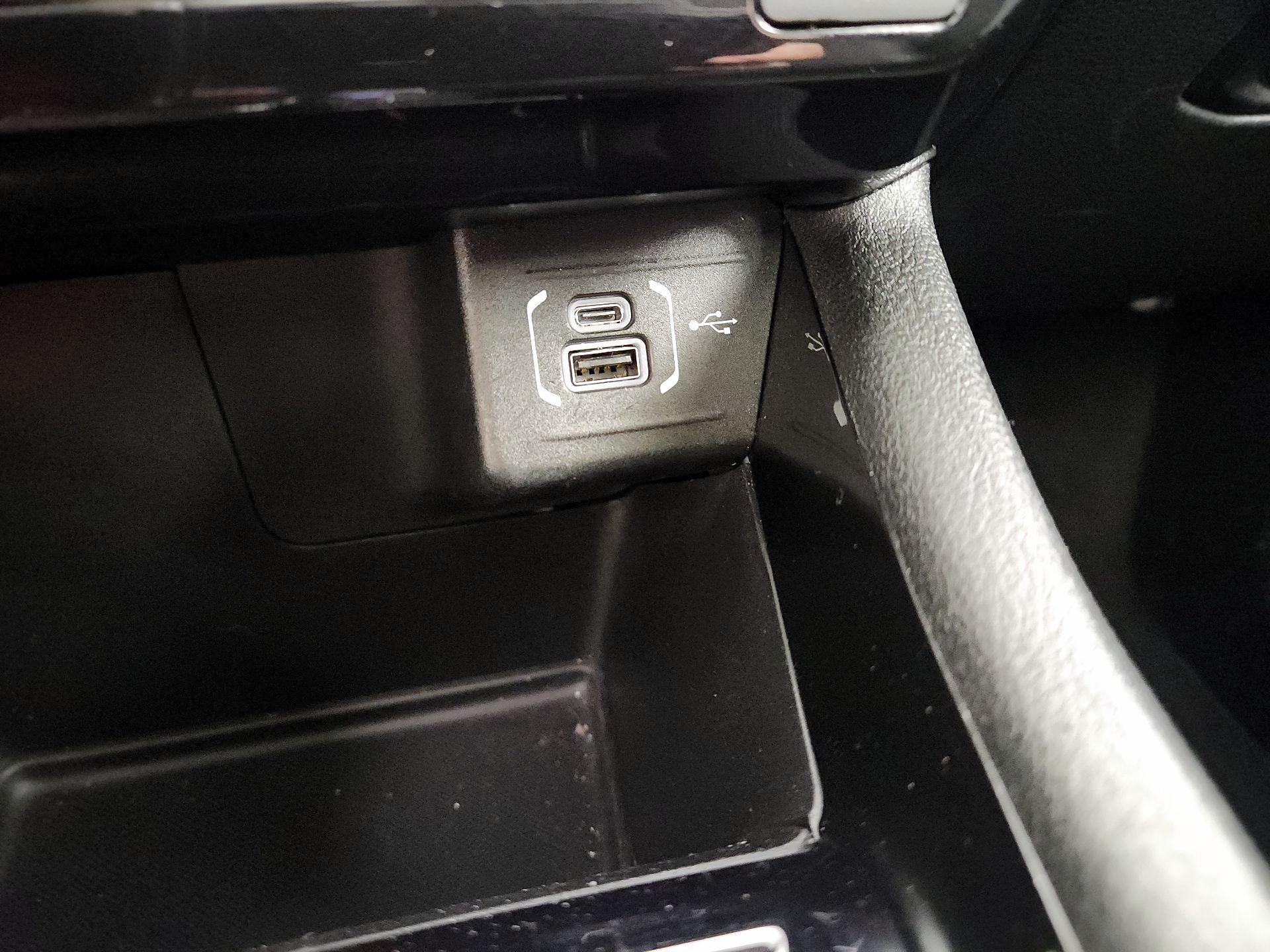 Thumbnail: 2022 Jeep Compass - 19