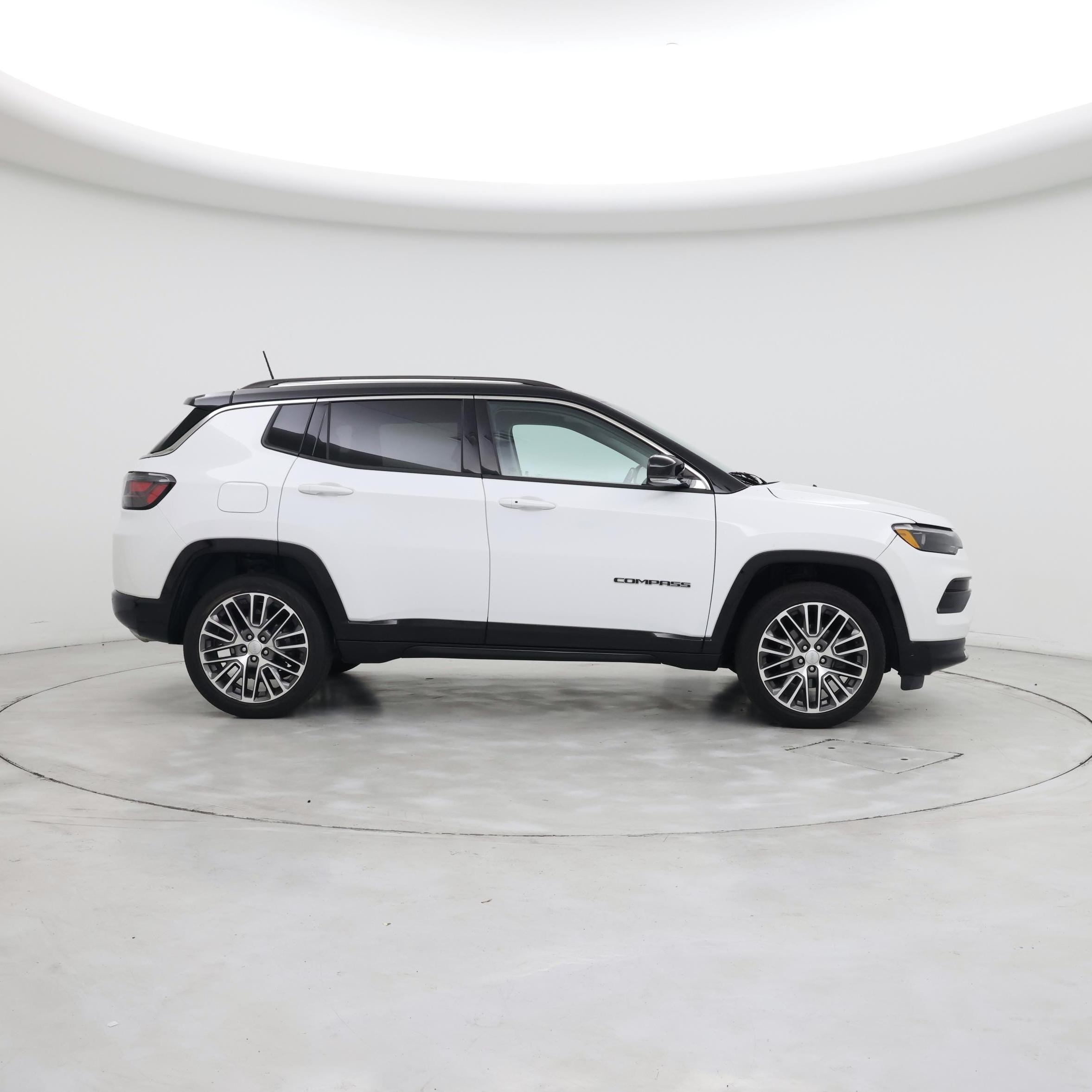 Thumbnail: 2022 Jeep Compass - 7