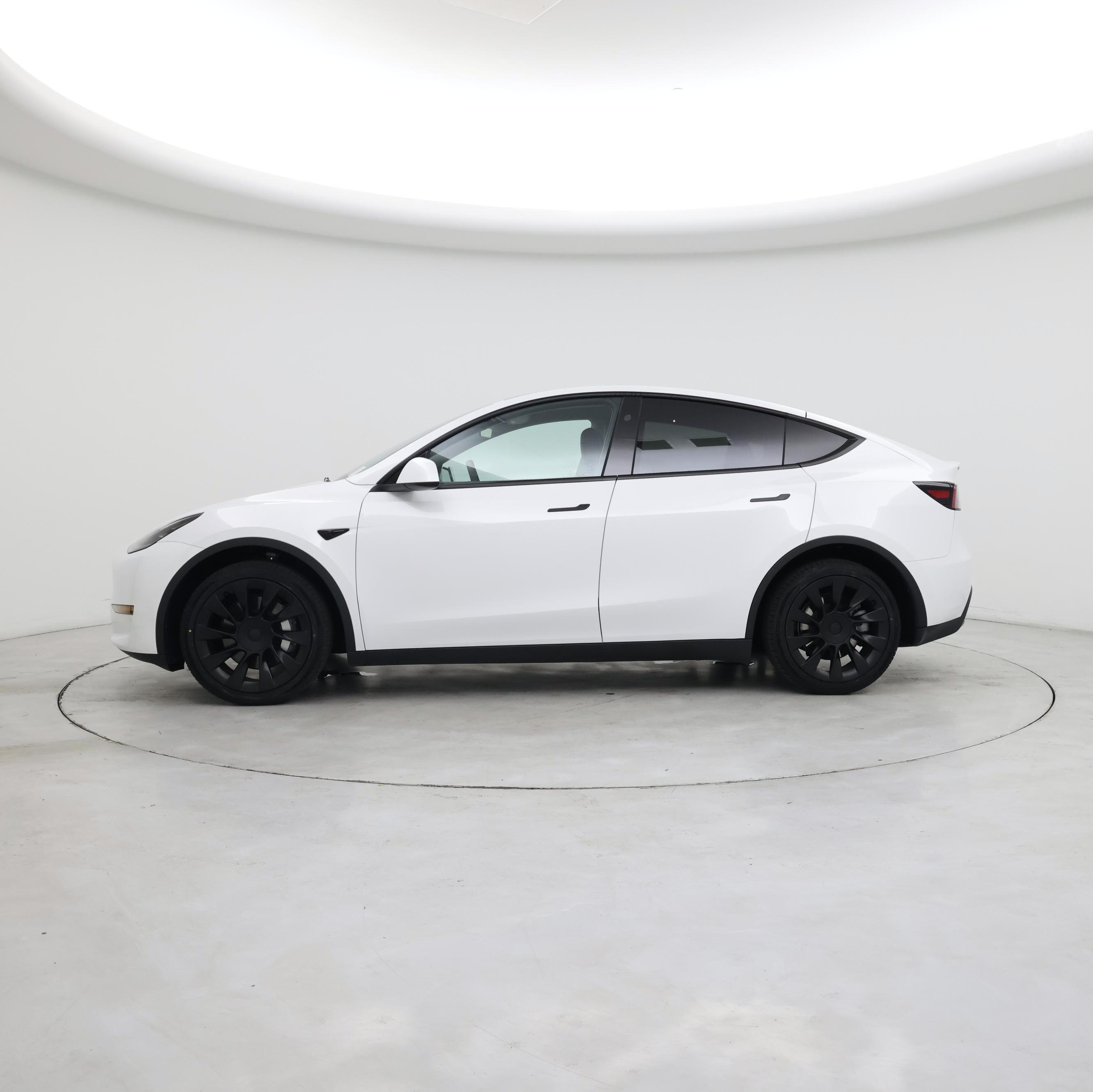 Thumbnail: 2023 Tesla Model Y - 3