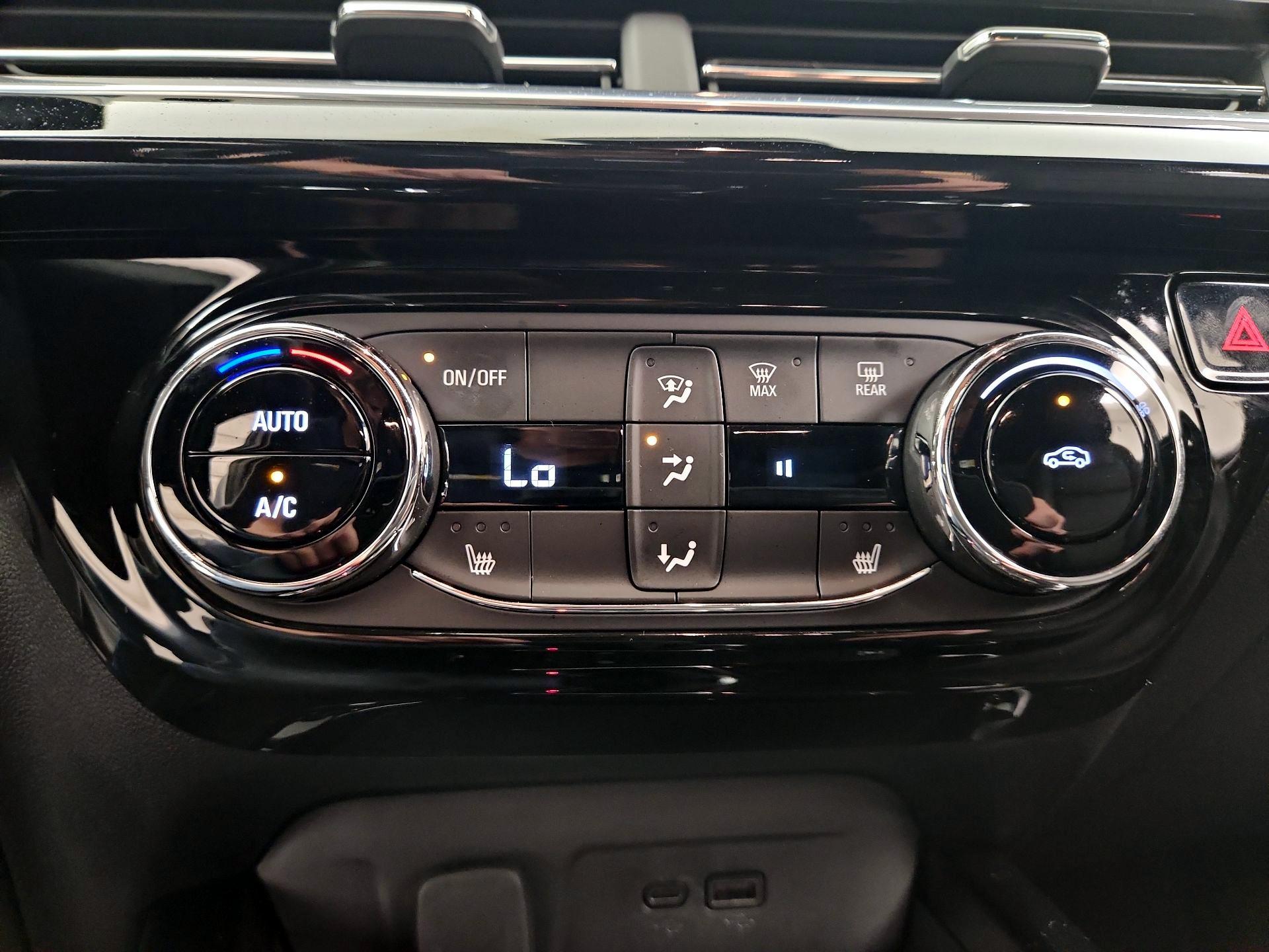 Thumbnail: 2024 Chevrolet Trax - 16
