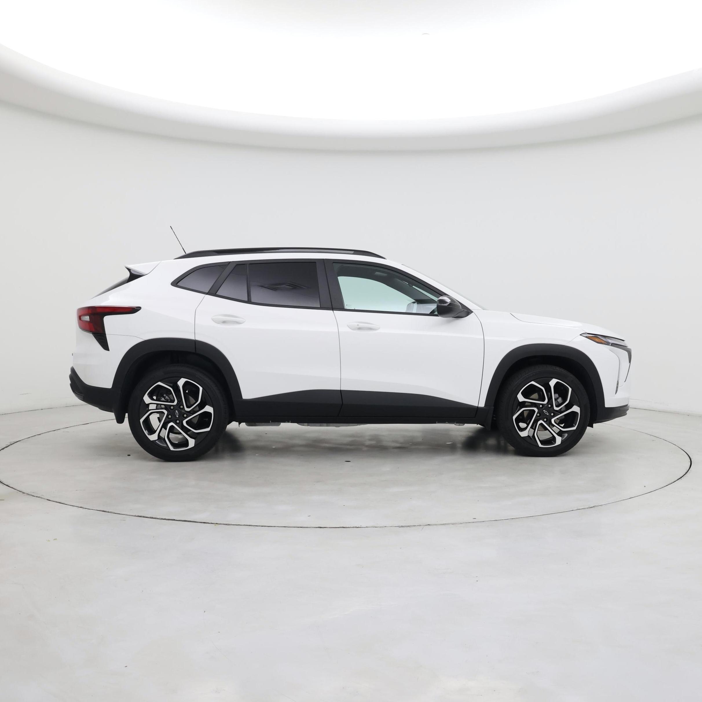 Thumbnail: 2024 Chevrolet Trax - 7