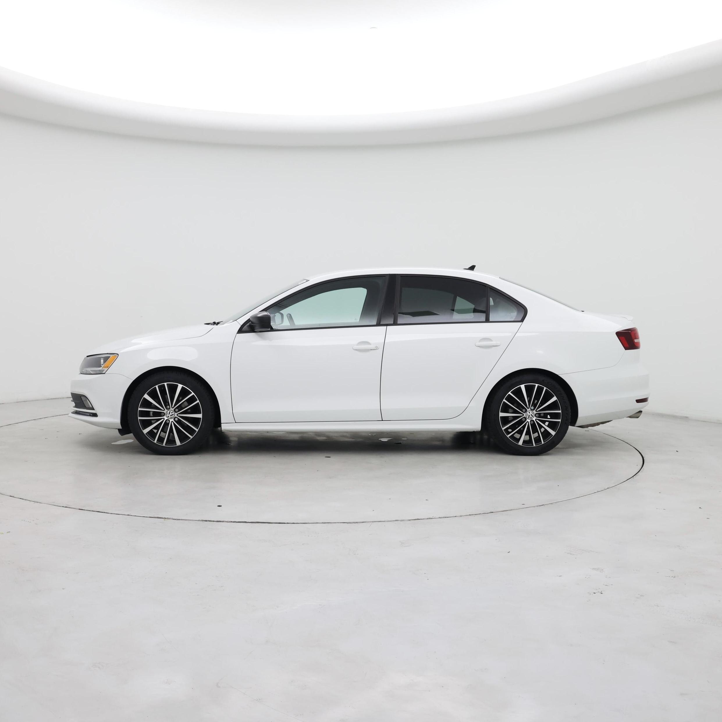 Thumbnail: 2016 Volkswagen Jetta - 3