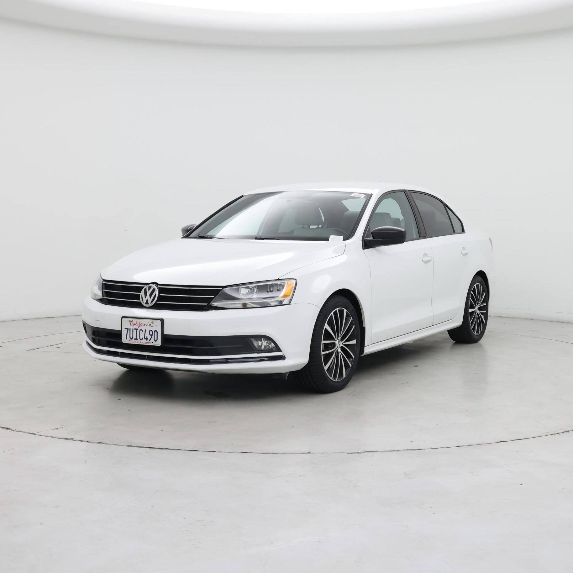Thumbnail: 2016 Volkswagen Jetta - 4