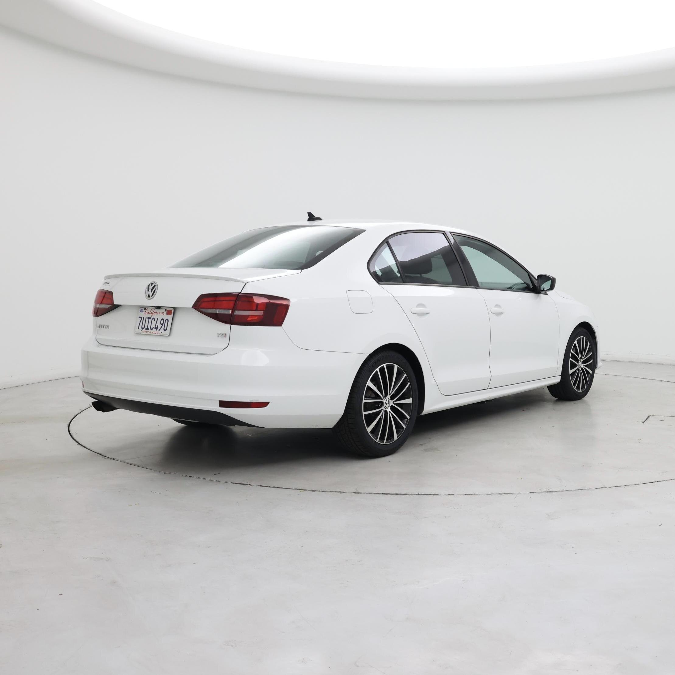 Thumbnail: 2016 Volkswagen Jetta - 8