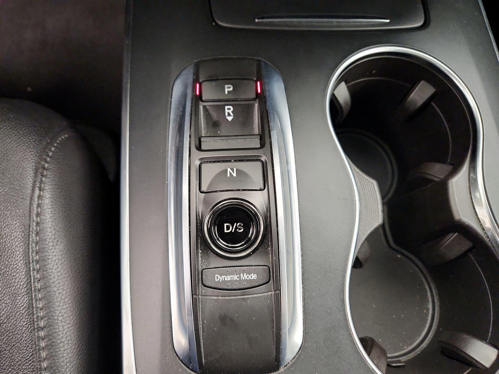 Thumbnail: 2018 Acura MDX - 18