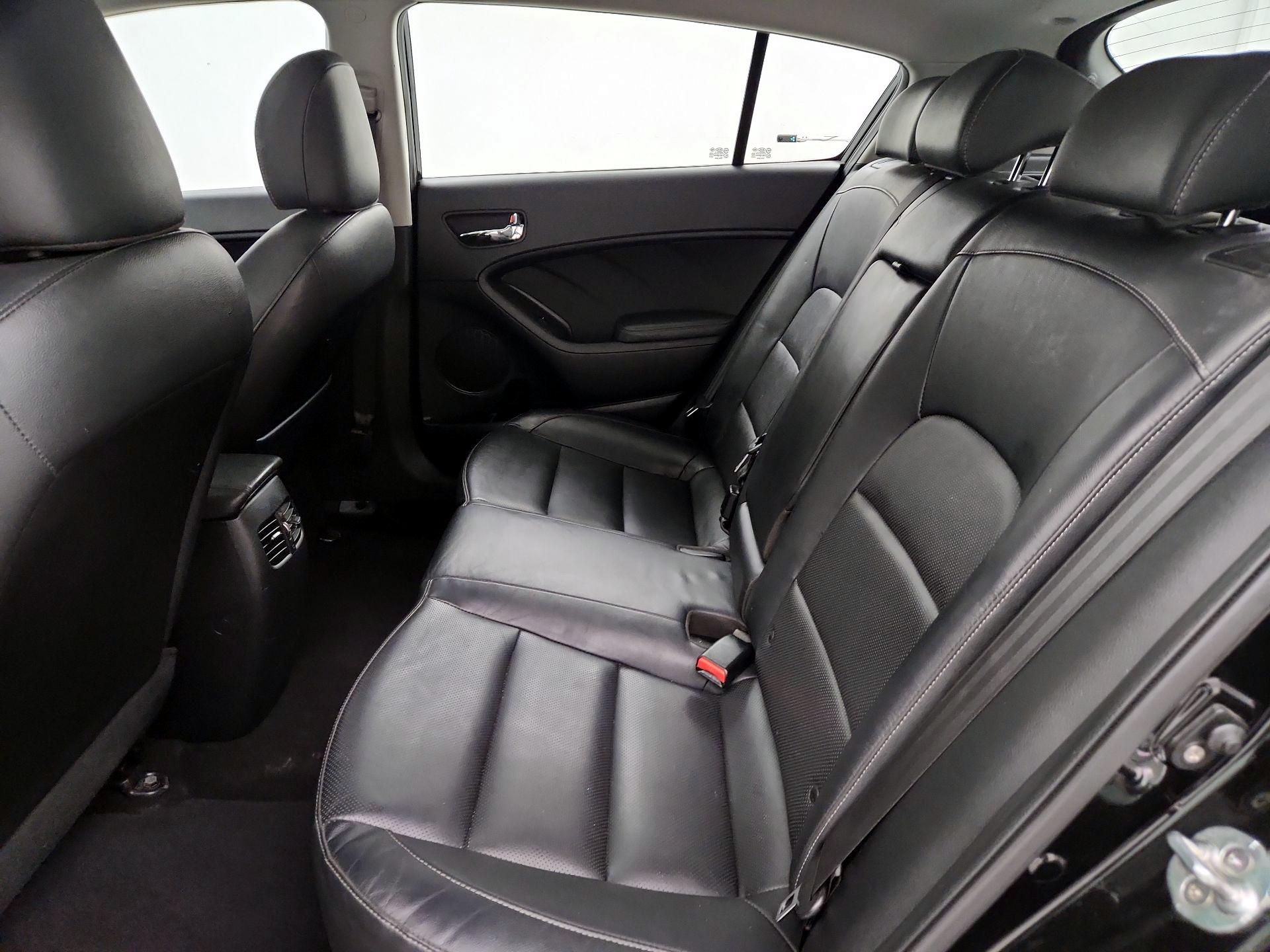 Thumbnail: 2018 Kia Forte - 20